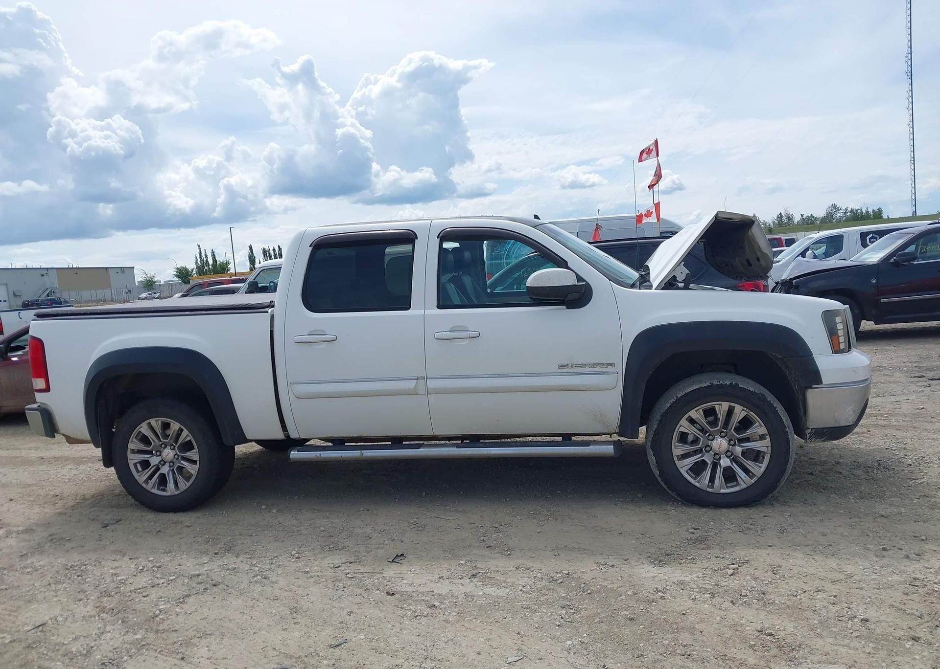 2011 GMC SIERRA K1500 SLT