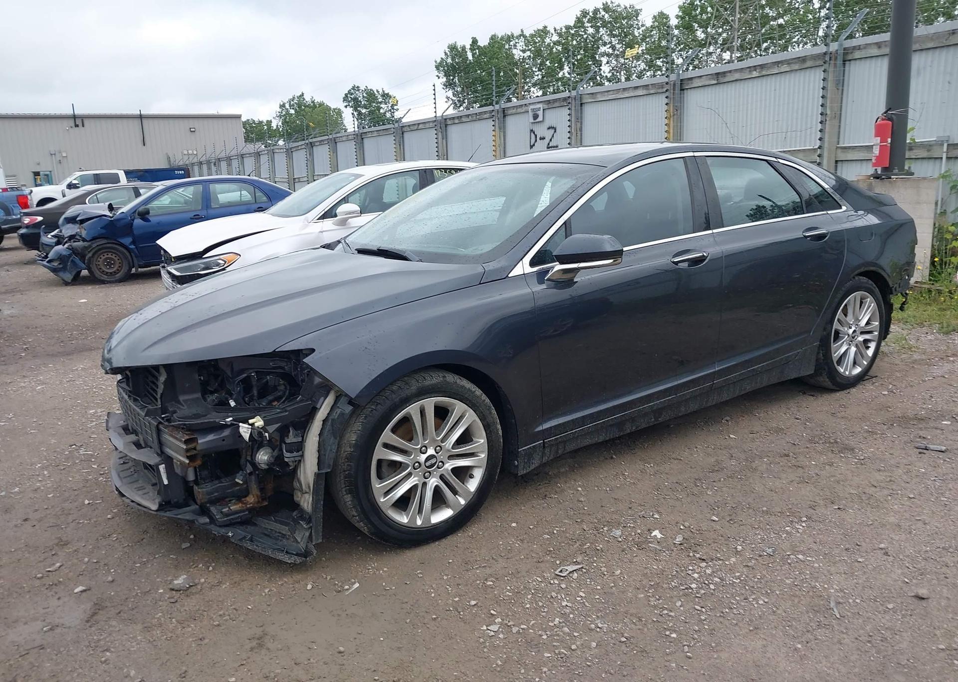 2013 LINCOLN MKZ
