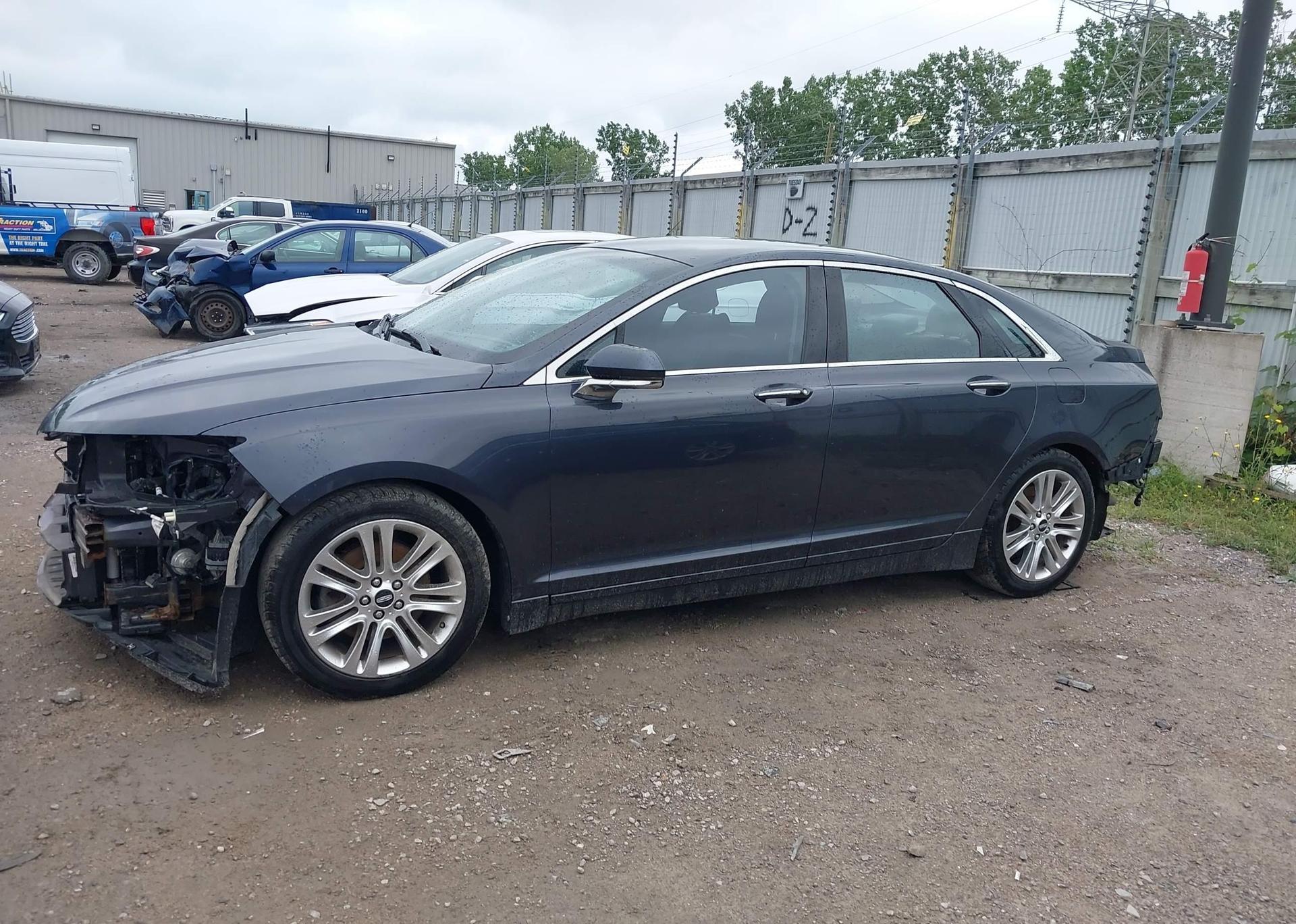 2013 LINCOLN MKZ