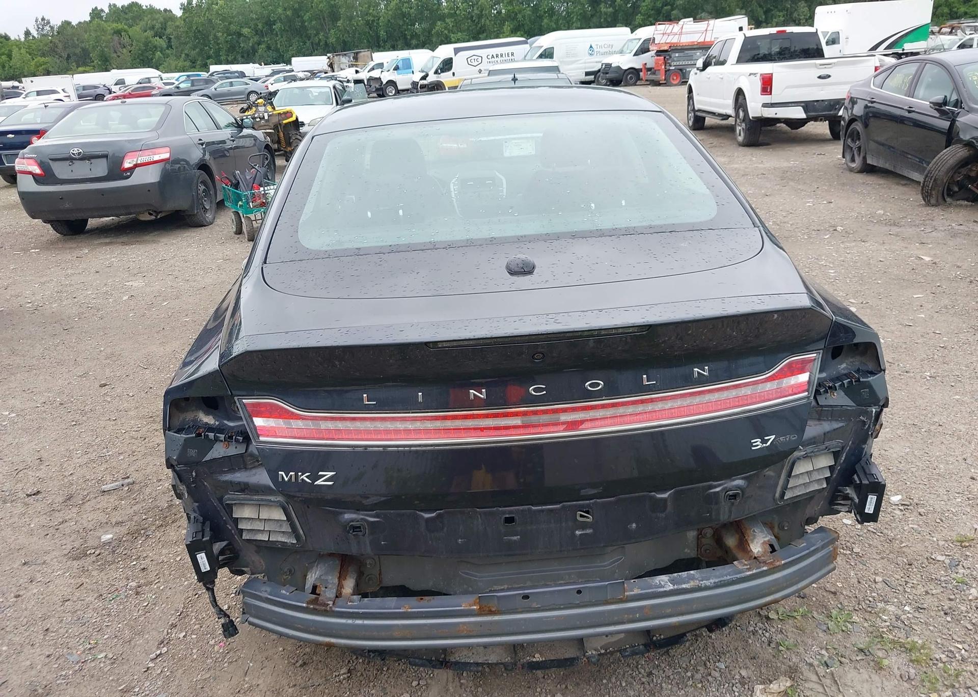 2013 LINCOLN MKZ