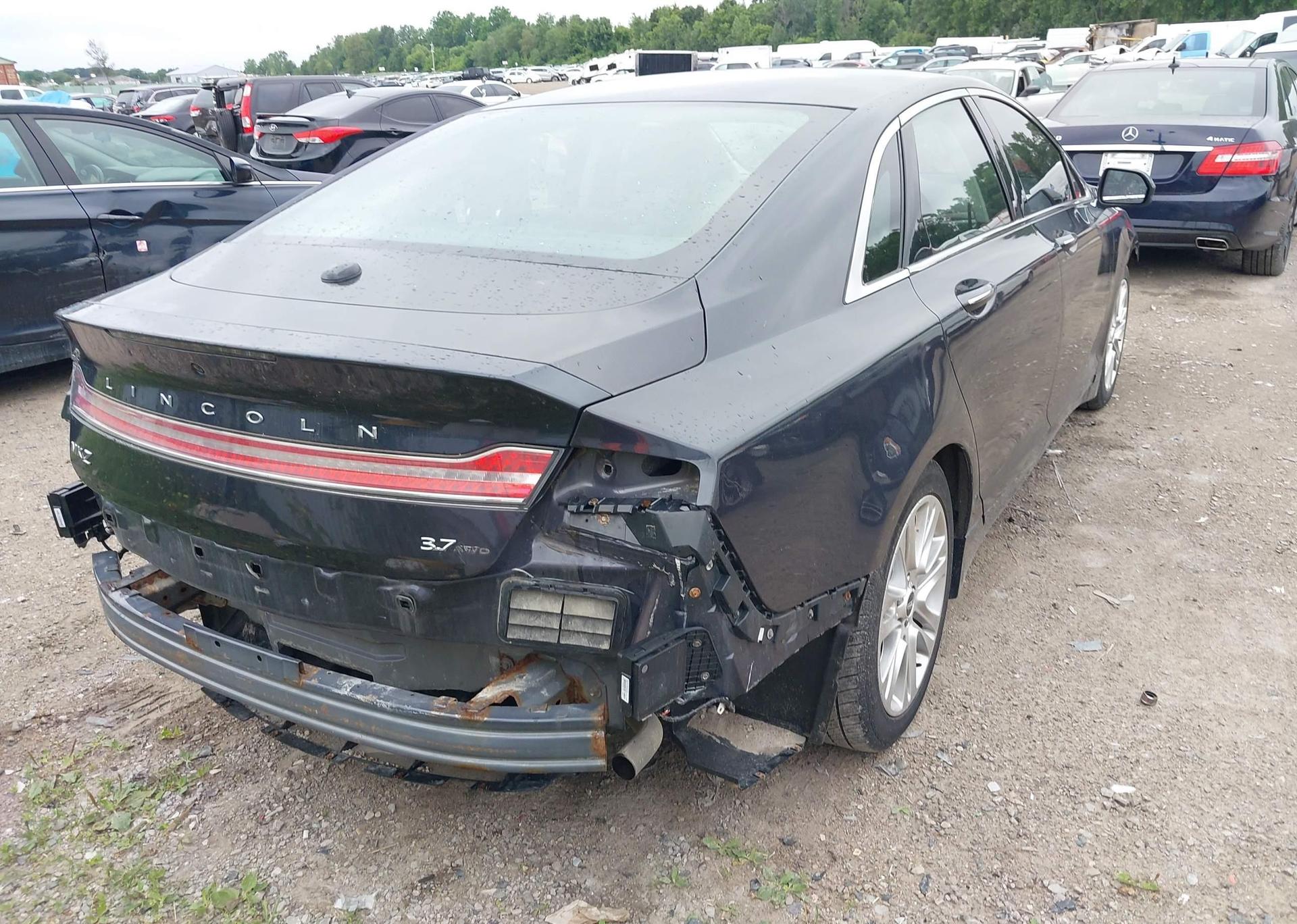 2013 LINCOLN MKZ
