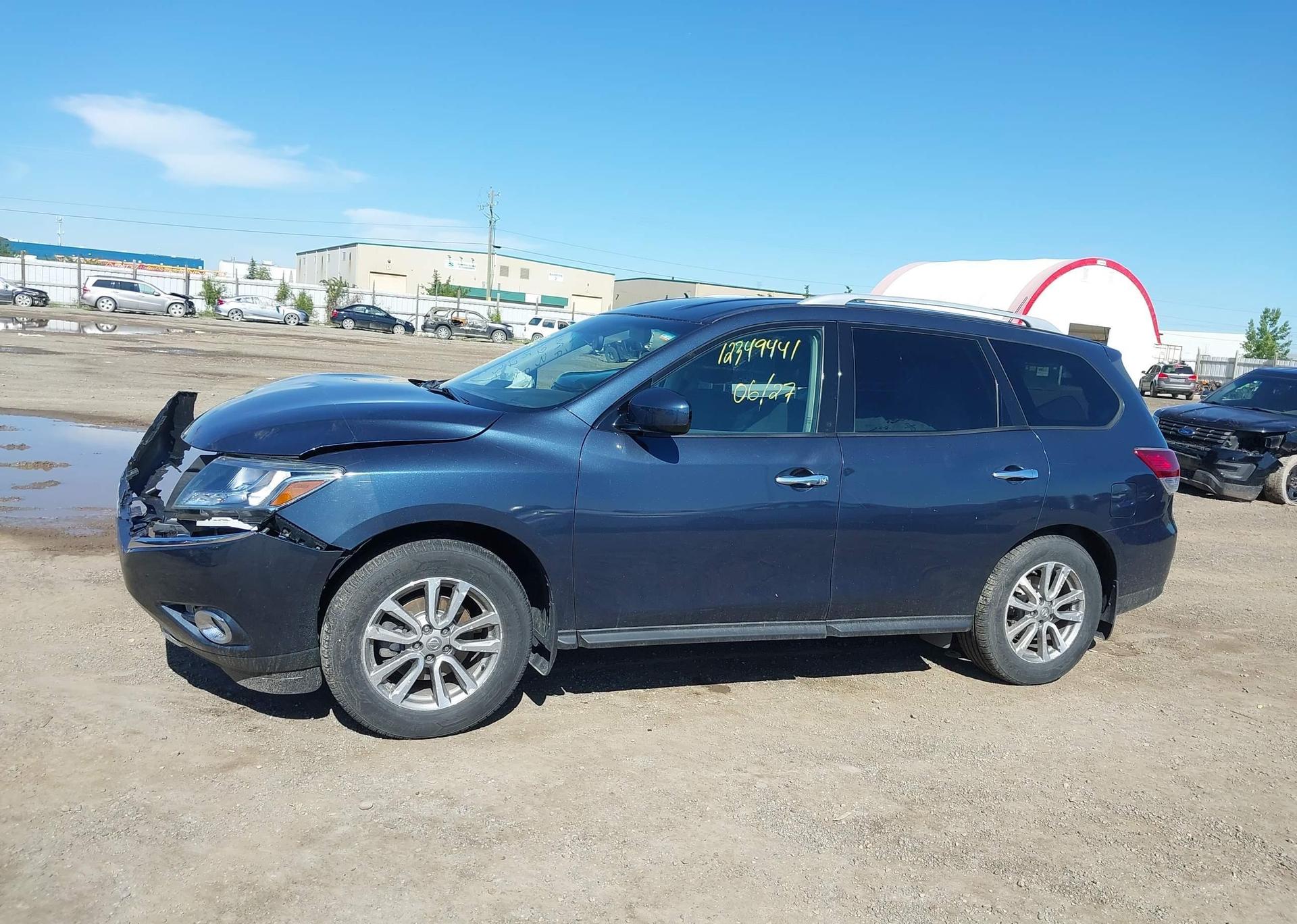 2015 NISSAN PATHFINDER S