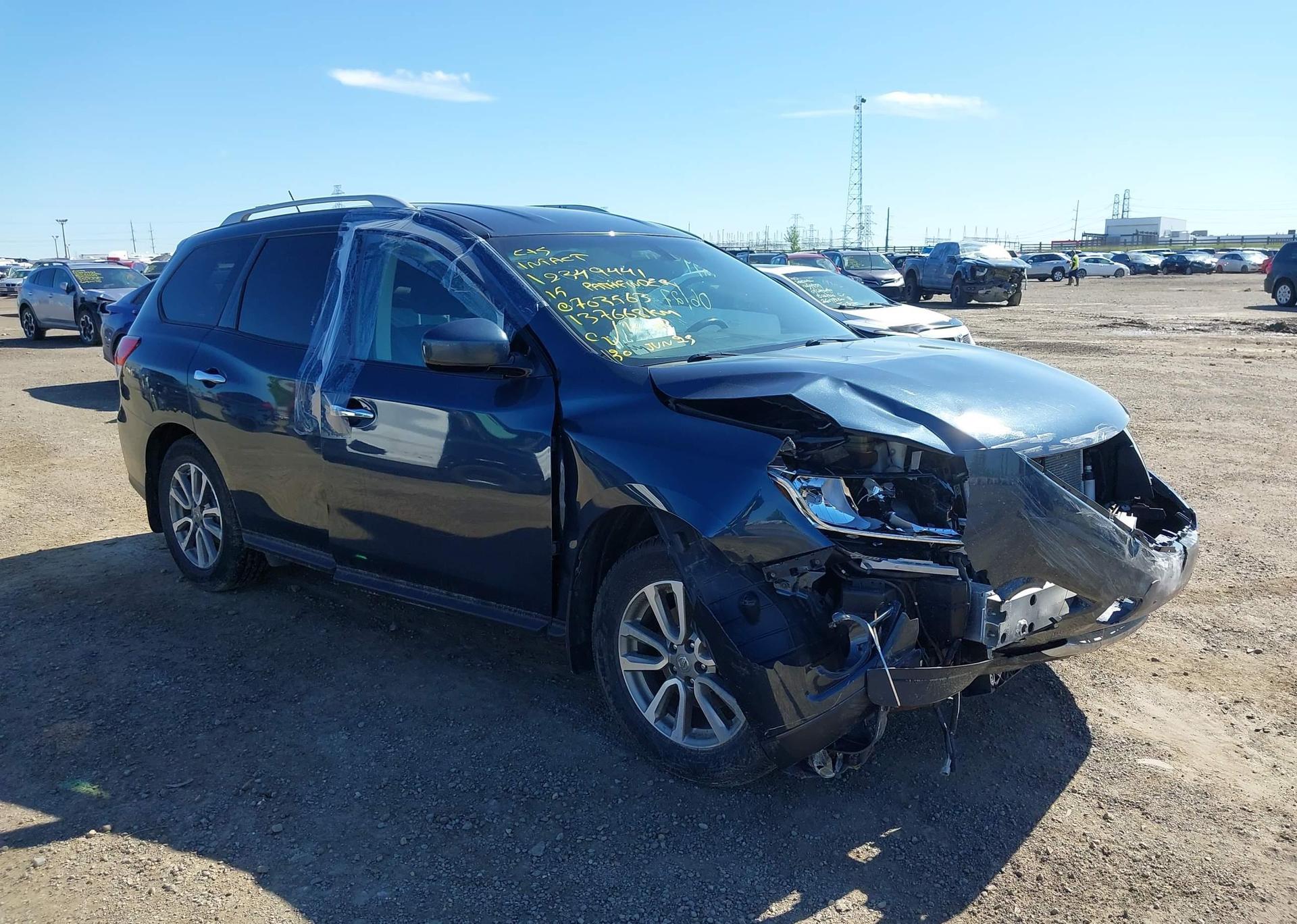 2015 NISSAN PATHFINDER S