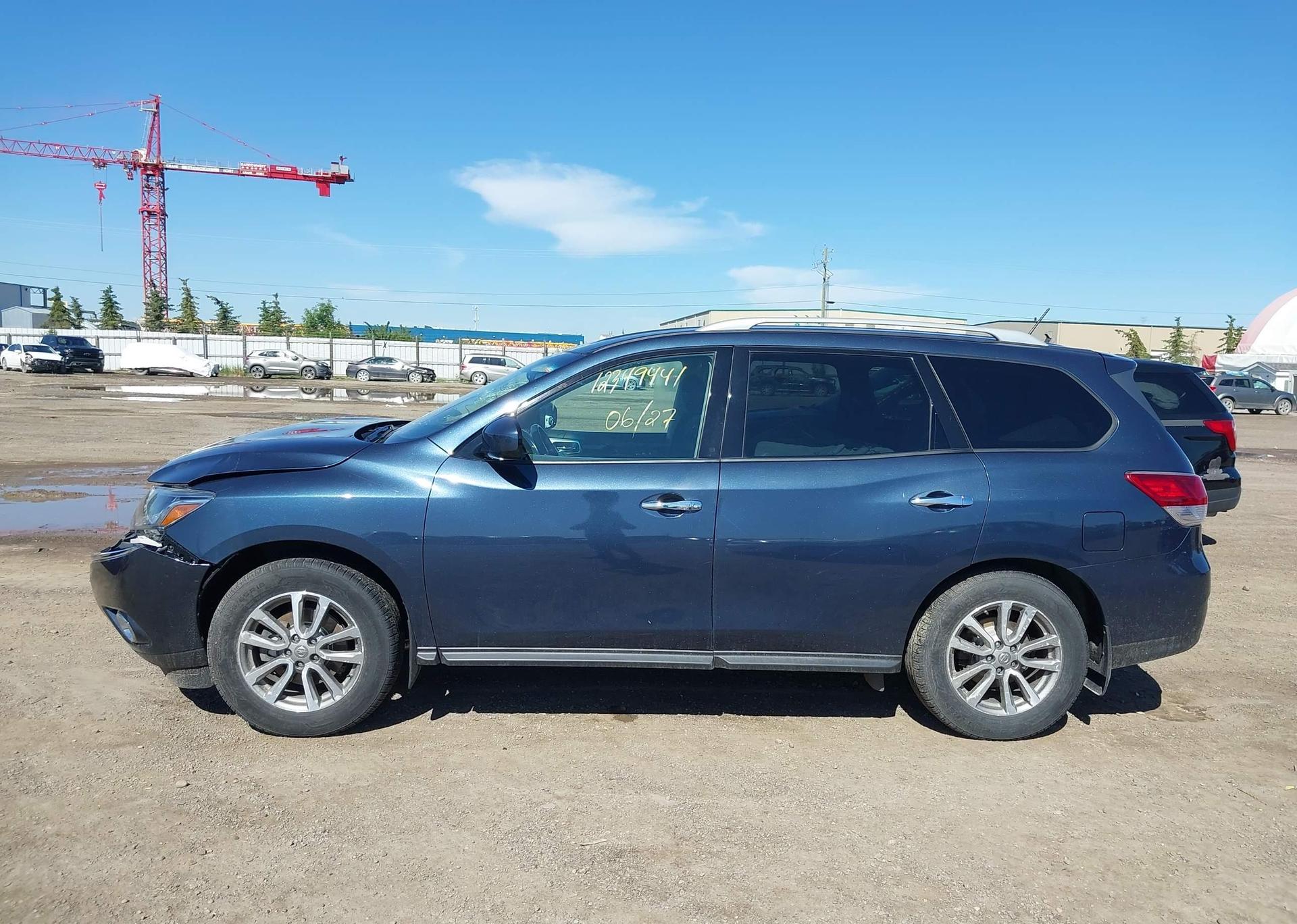 2015 NISSAN PATHFINDER S