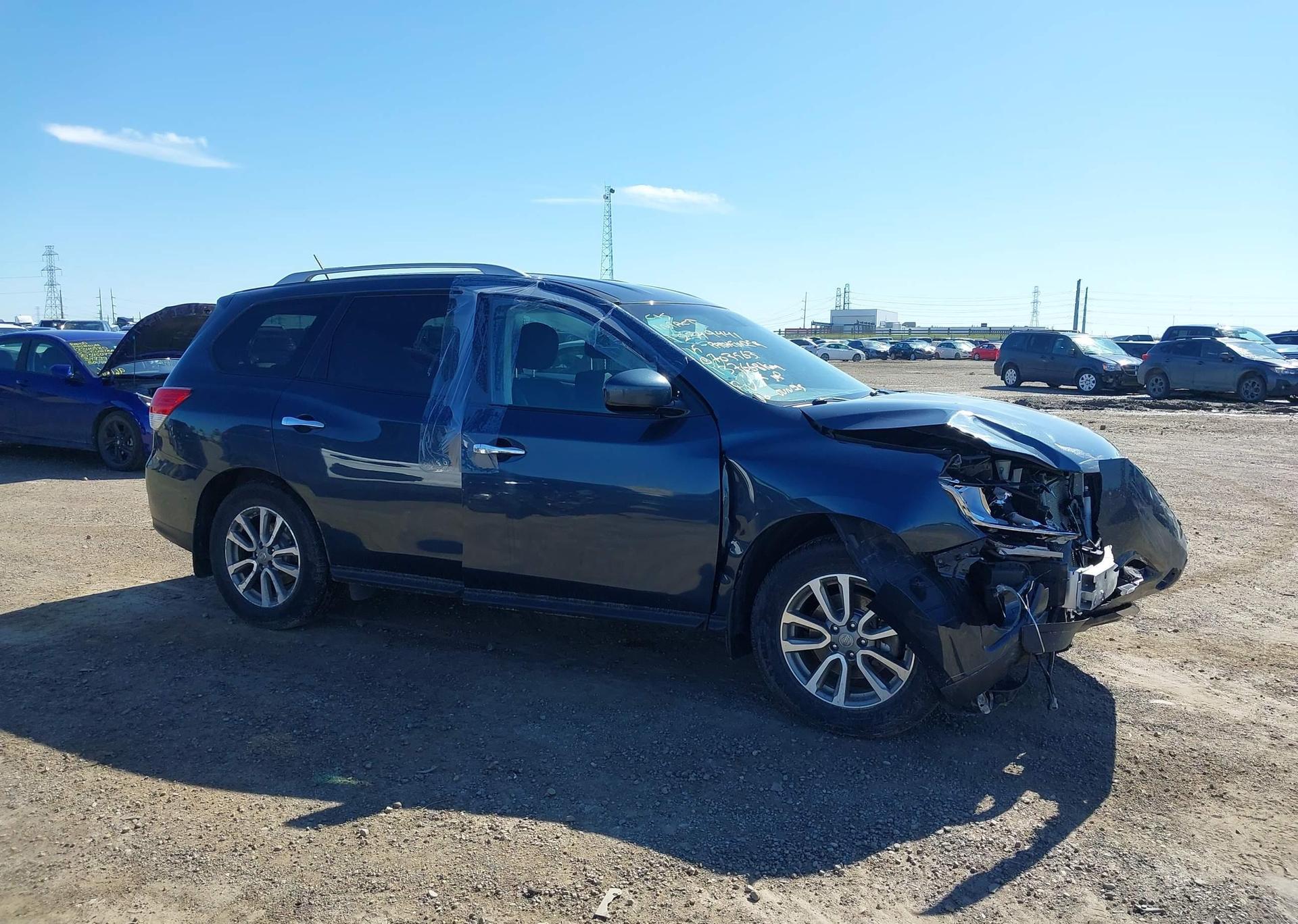 2015 NISSAN PATHFINDER S