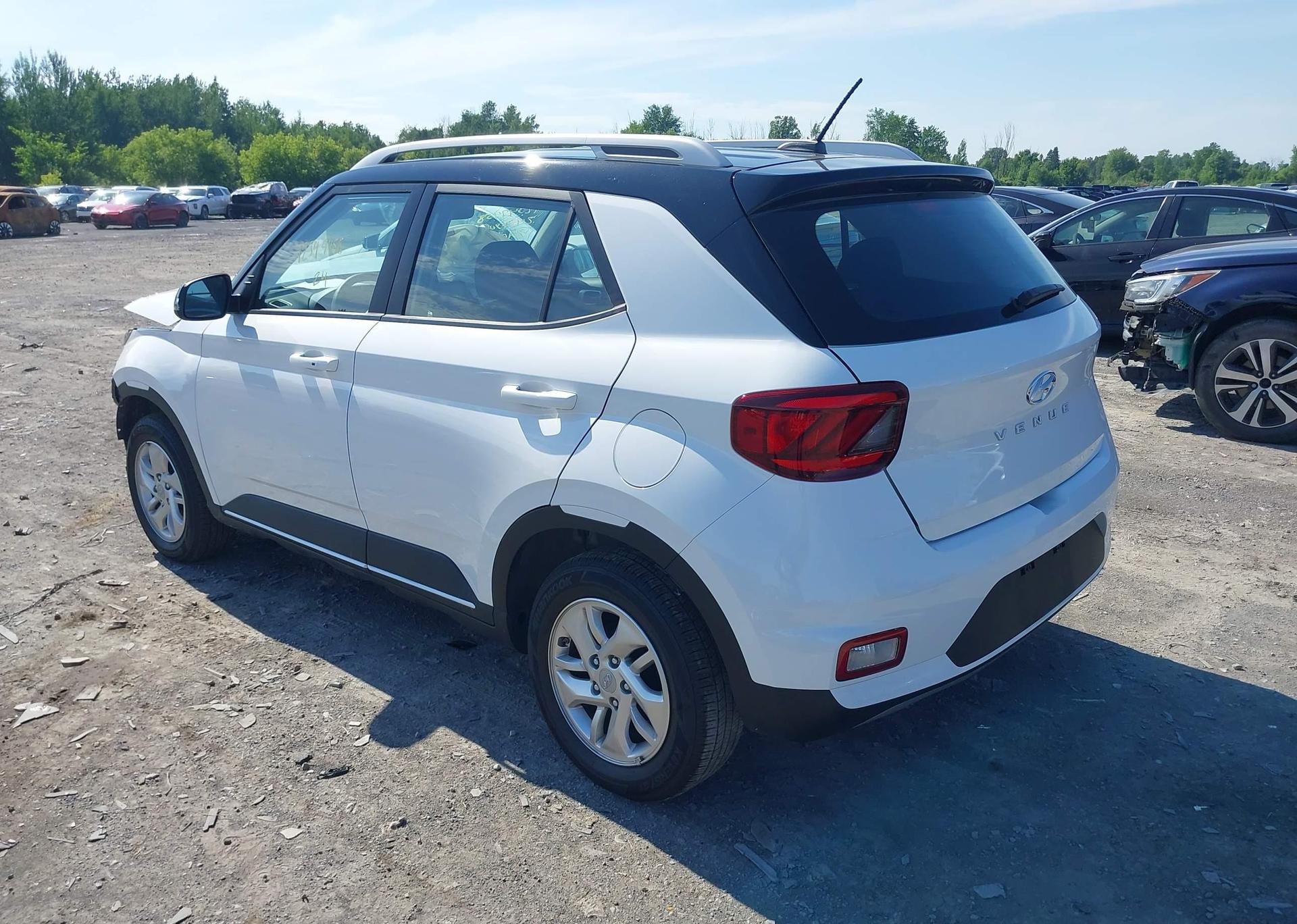 2024 HYUNDAI VENUE SEL
