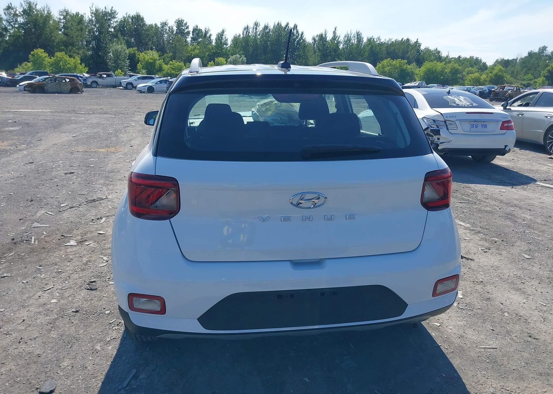 2024 HYUNDAI VENUE SEL