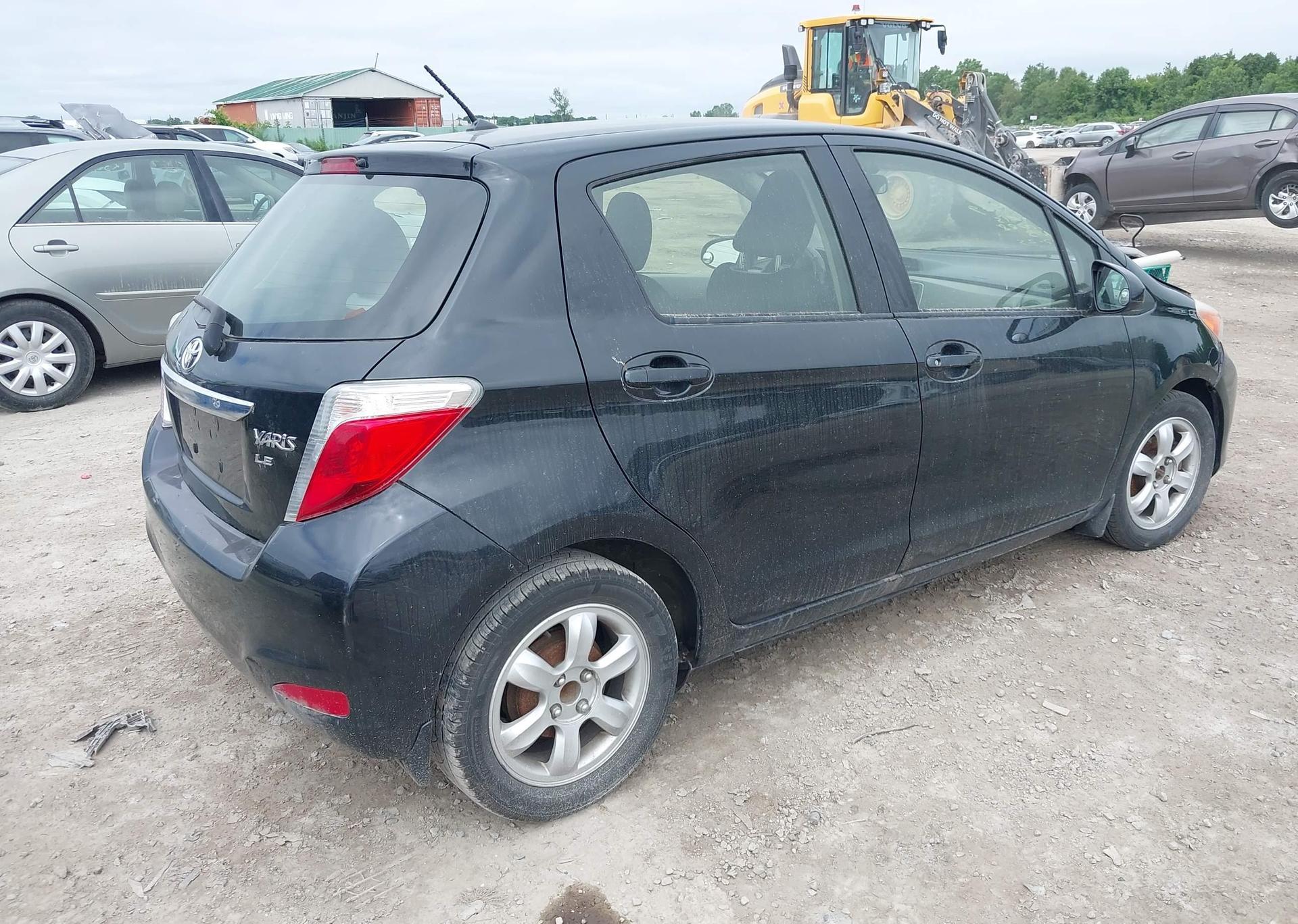 2012 TOYOTA YARIS