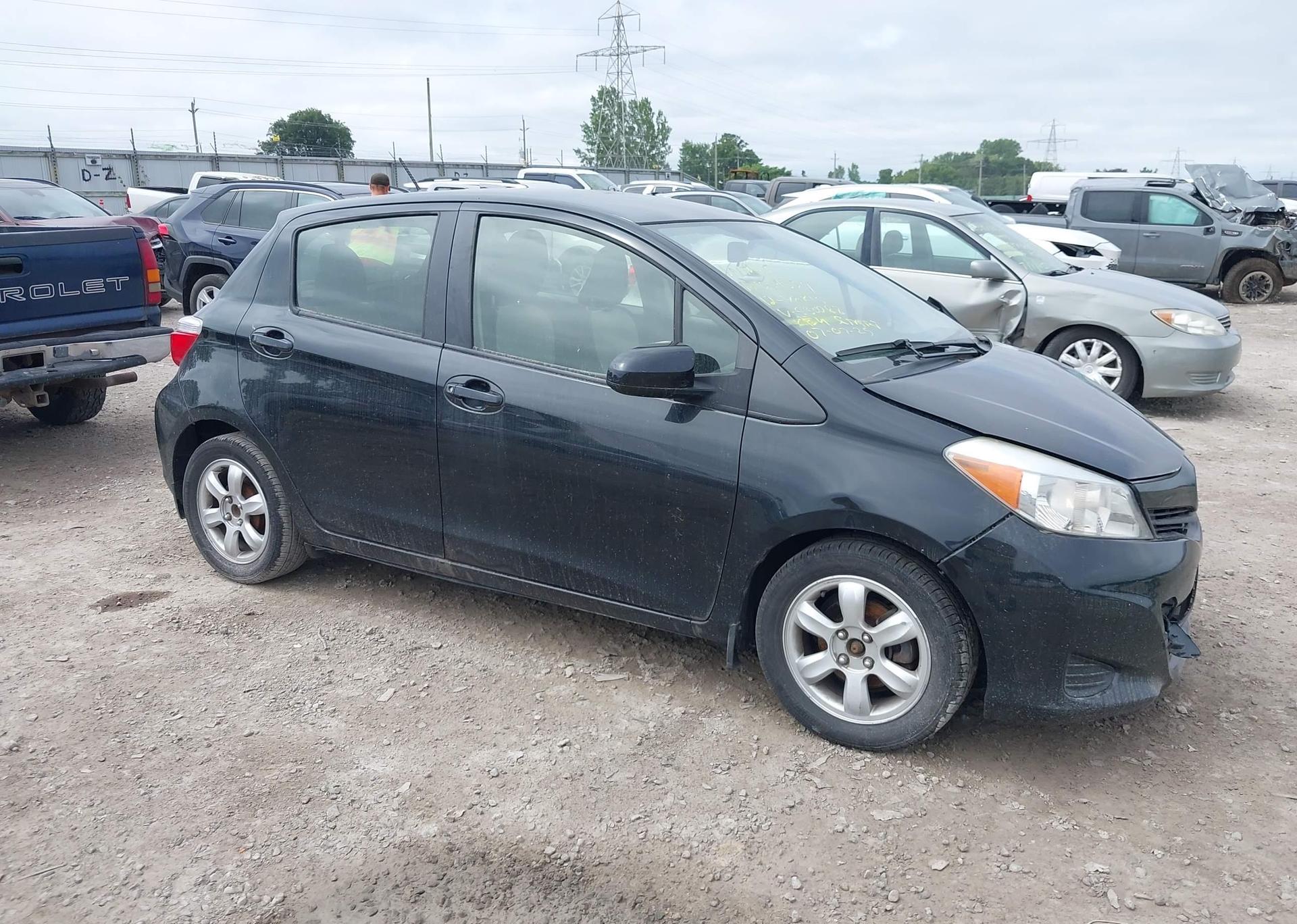 2012 TOYOTA YARIS