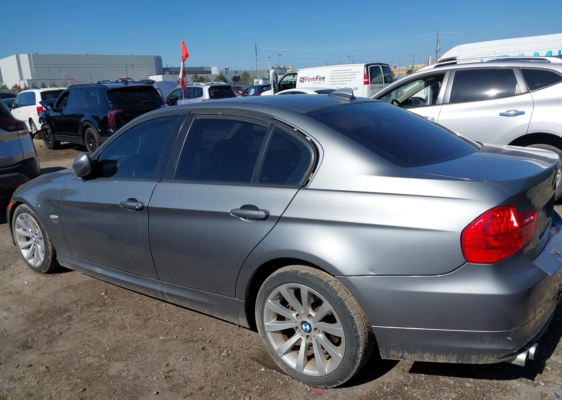 2011 BMW 3 SERIES