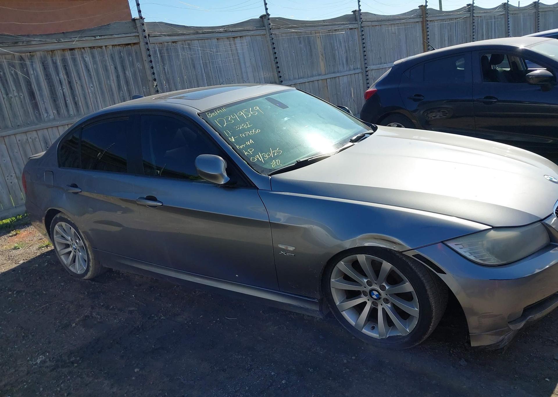 2011 BMW 3 SERIES
