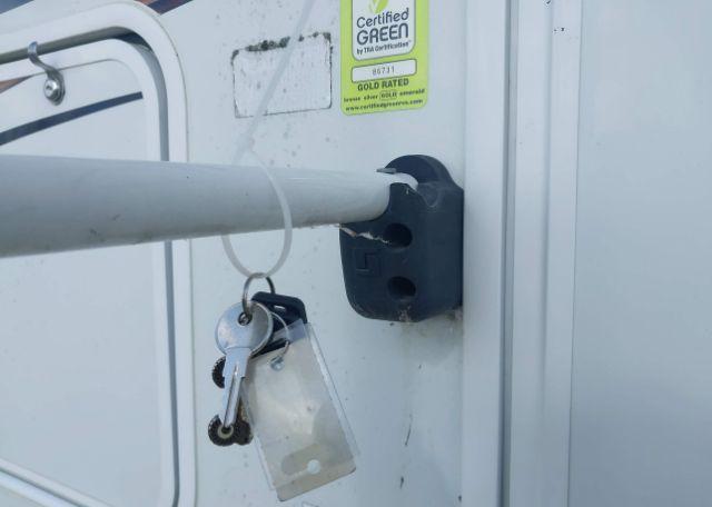 2012 JAYCO HOLIDAY TRAILER