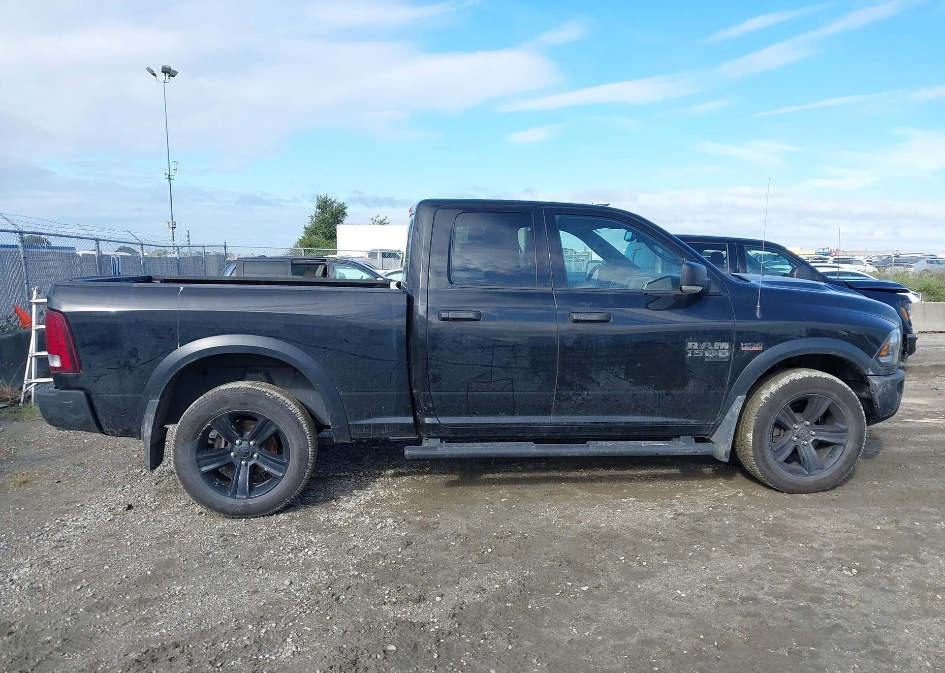 2023 RAM 1500 CLASSIC SLT