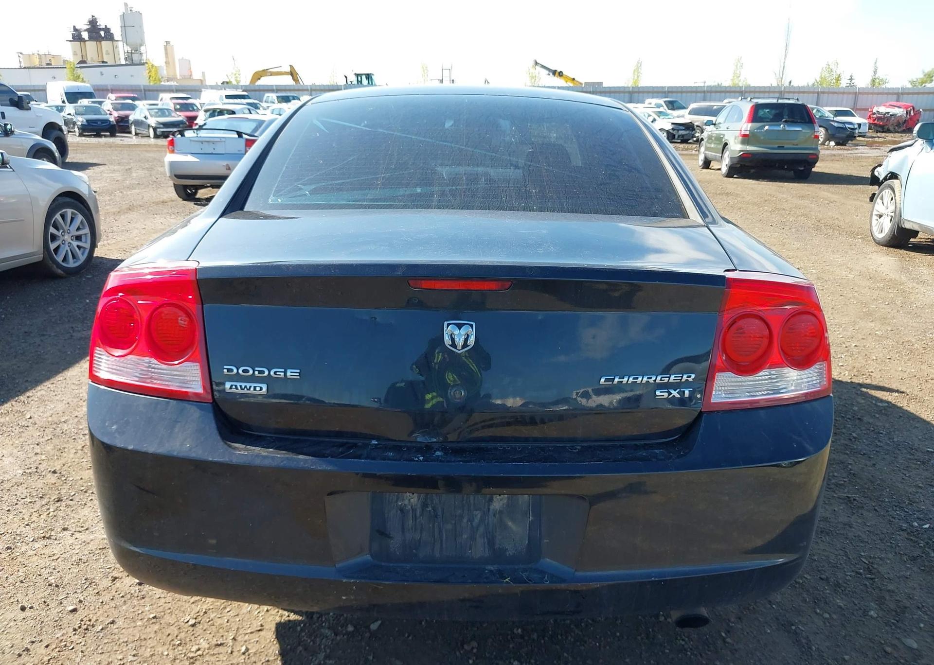 2010 DODGE CHARGER SXT