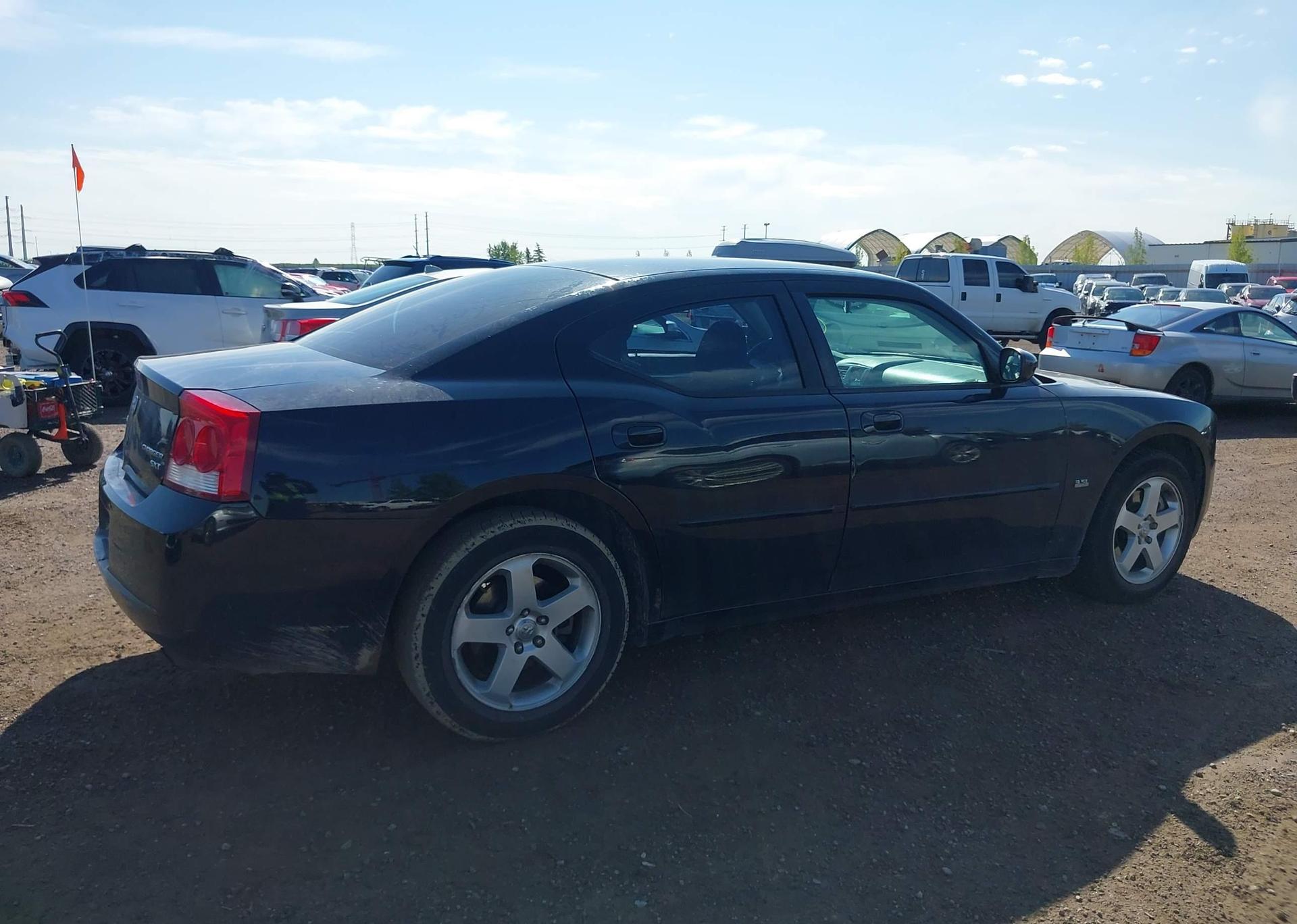 2010 DODGE CHARGER SXT