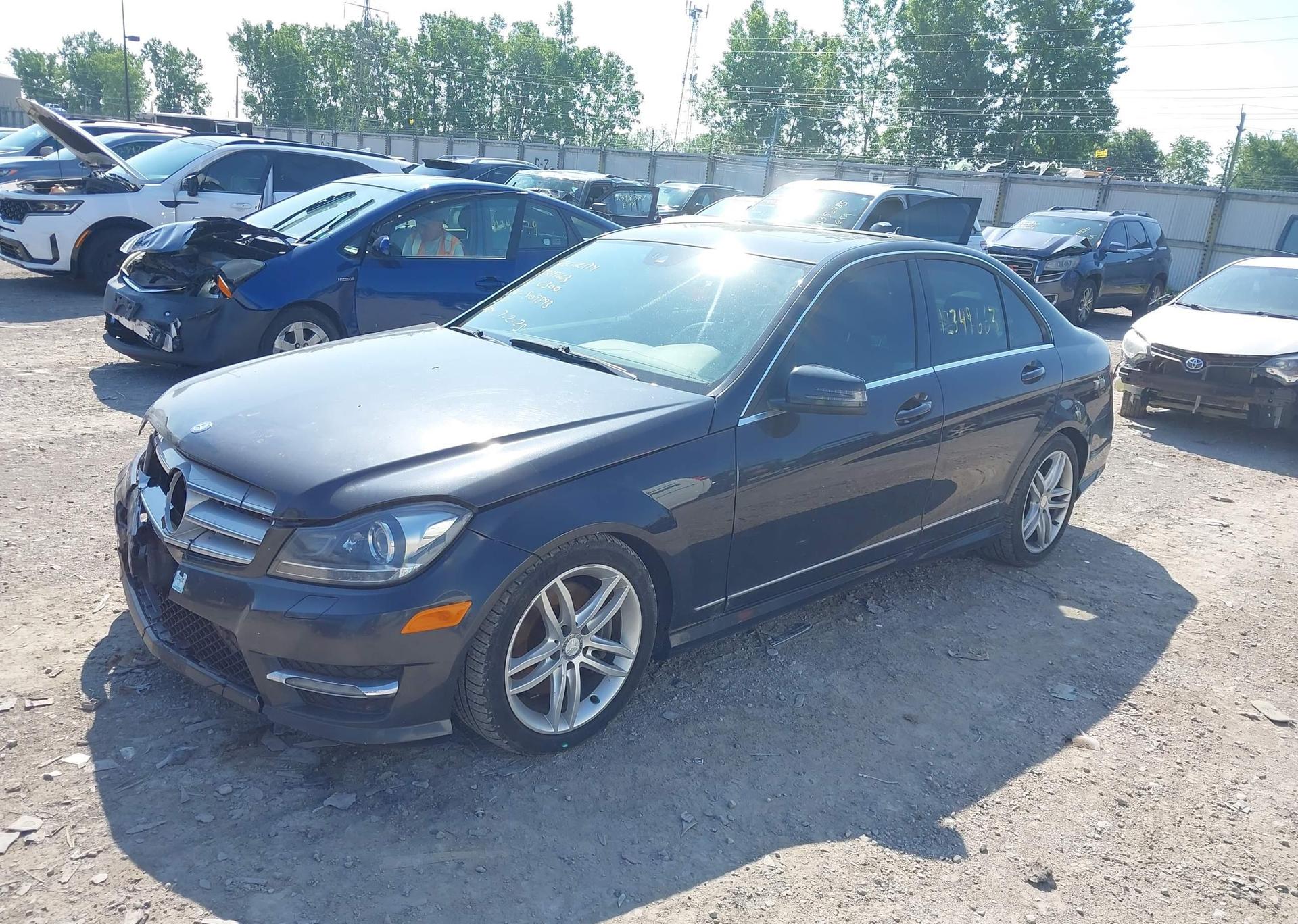 2013 MERCEDES-BENZ C 300 4MATIC