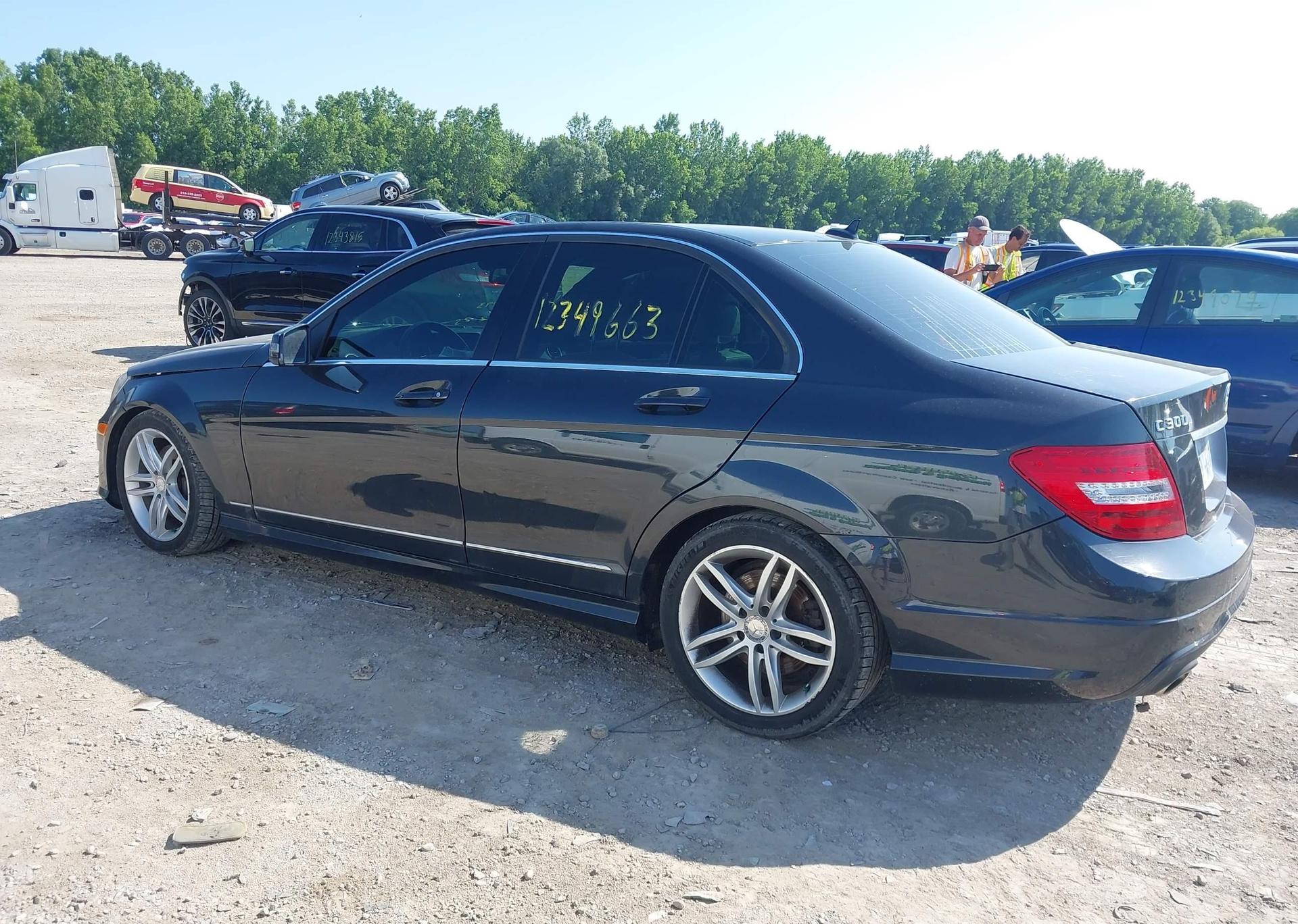 2013 MERCEDES-BENZ C 300 4MATIC