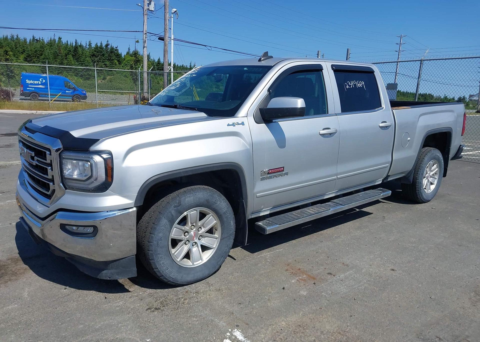 2018 GMC SIERRA K1500 SLE