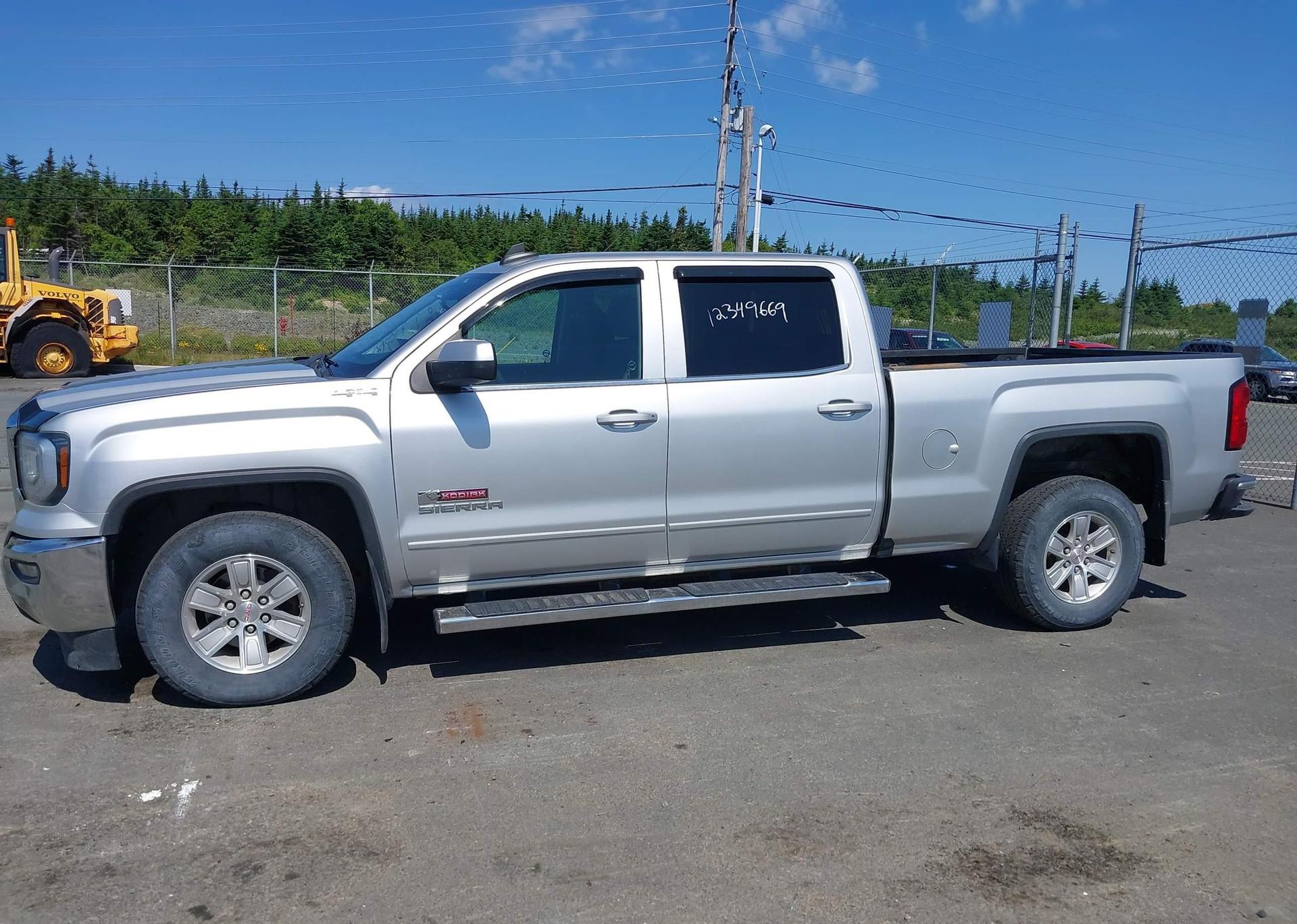 2018 GMC SIERRA K1500 SLE