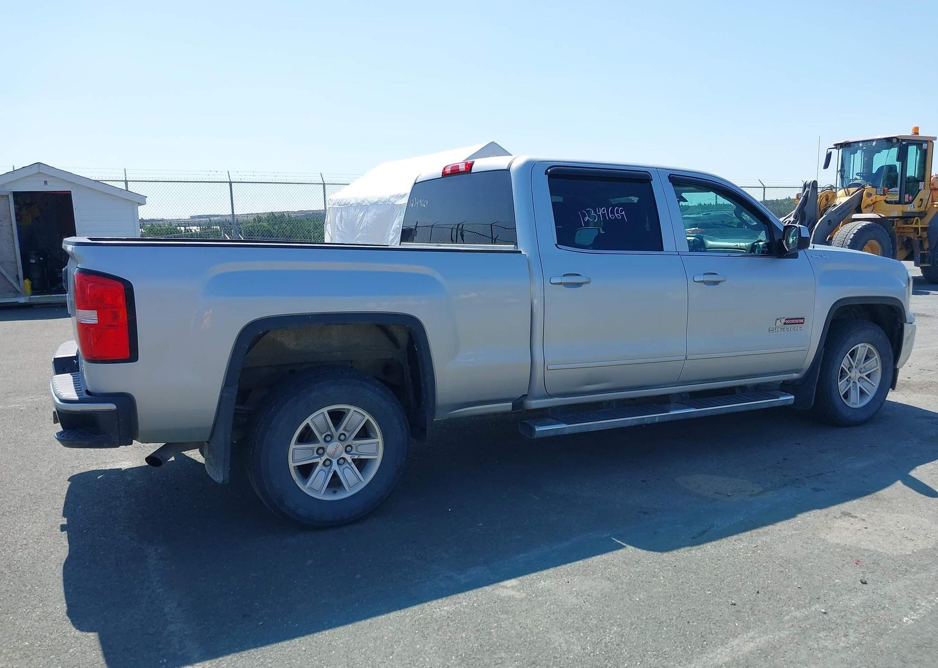 2018 GMC SIERRA K1500 SLE