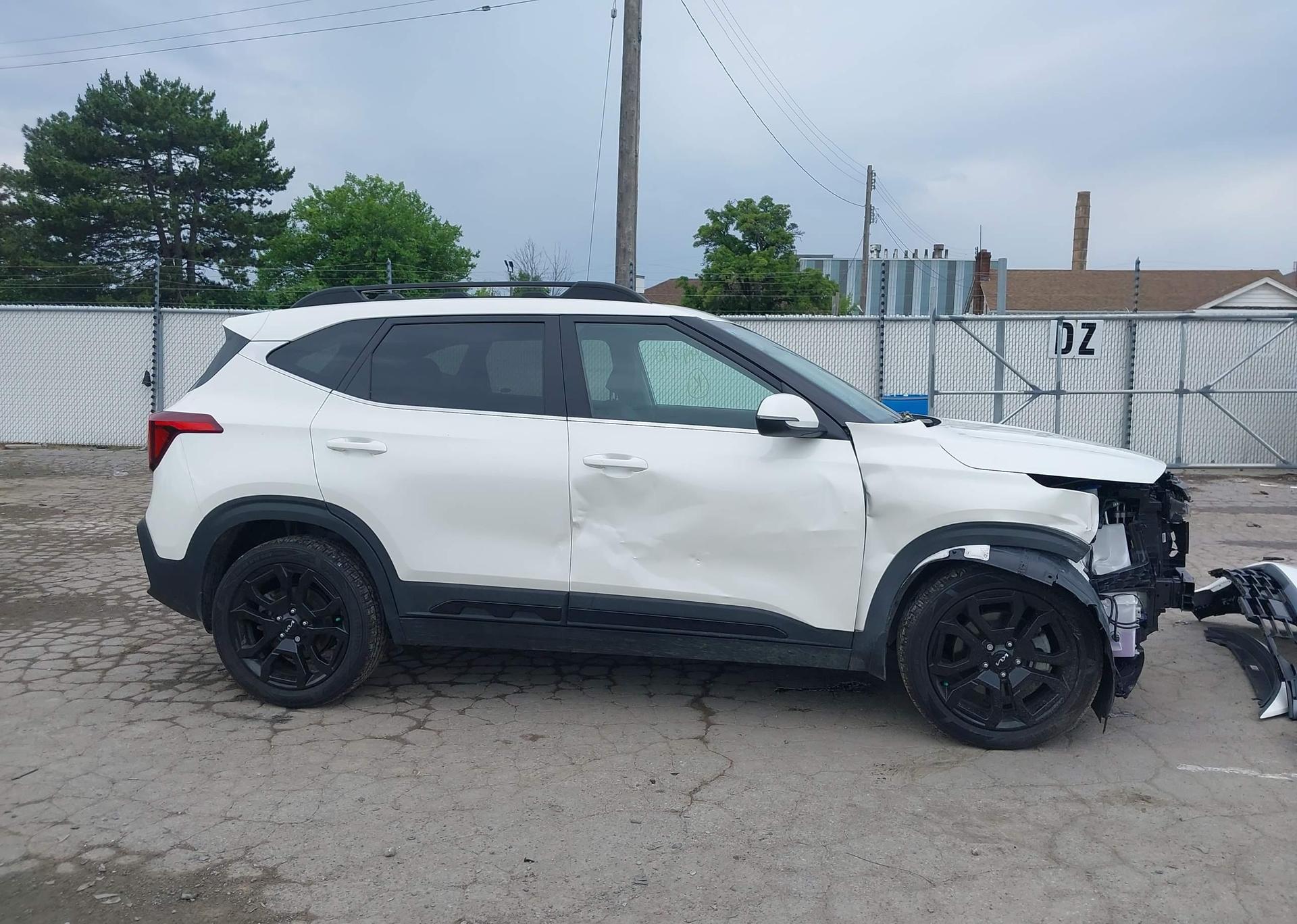 2024 KIA SELTOS SX