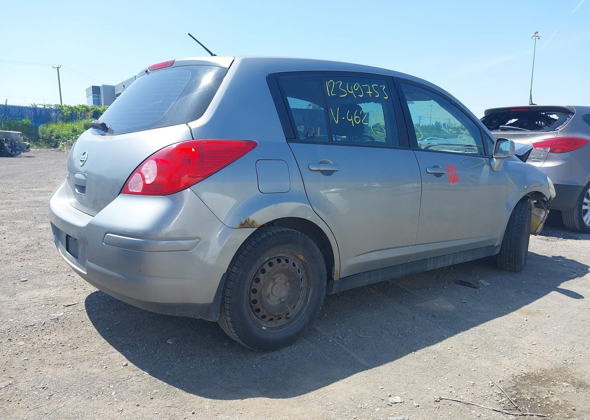 2008 NISSAN VERSA S