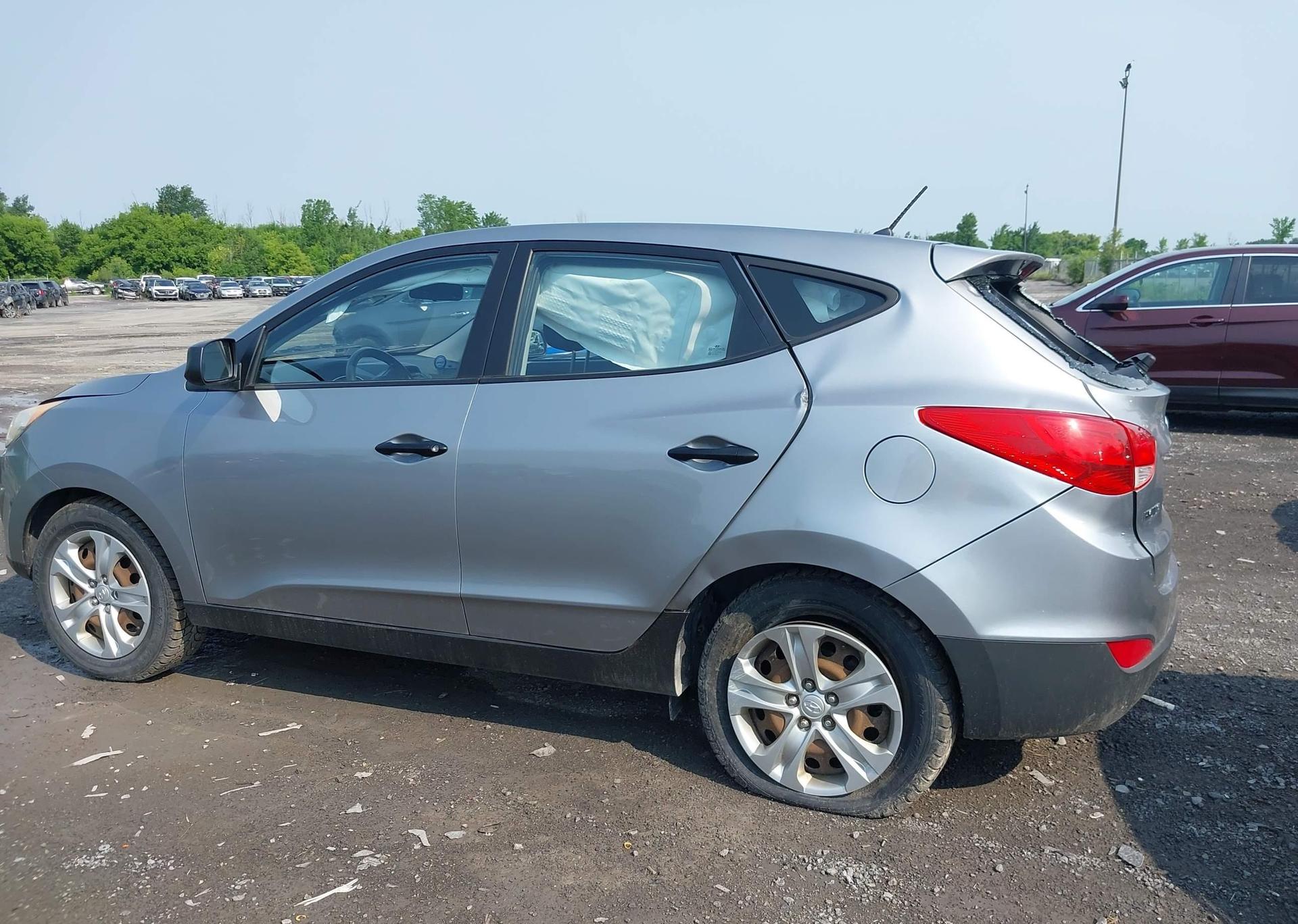 2012 HYUNDAI TUCSON