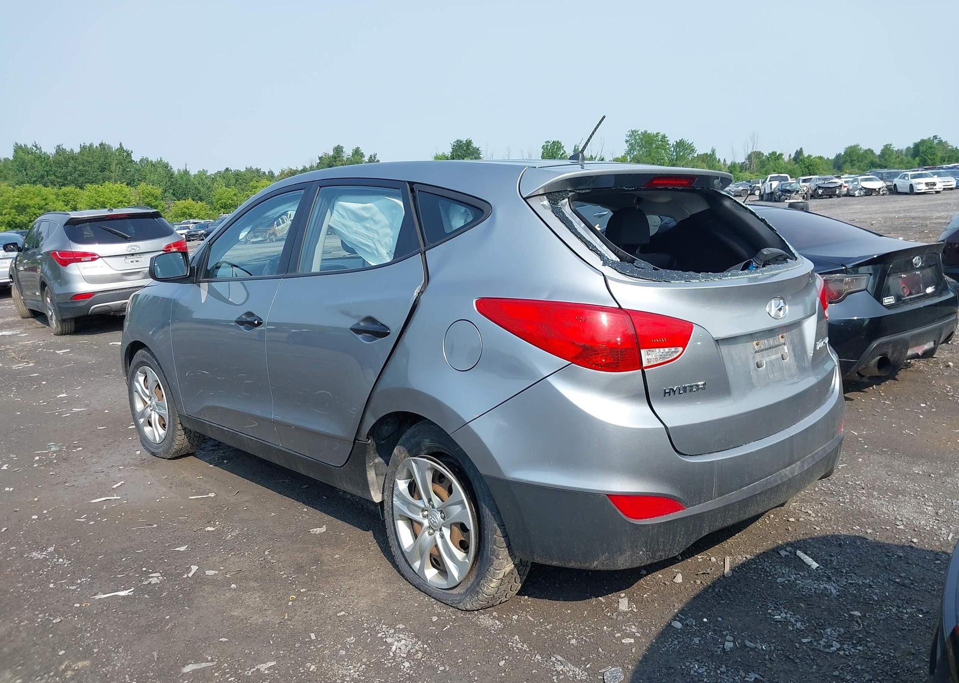 2012 HYUNDAI TUCSON
