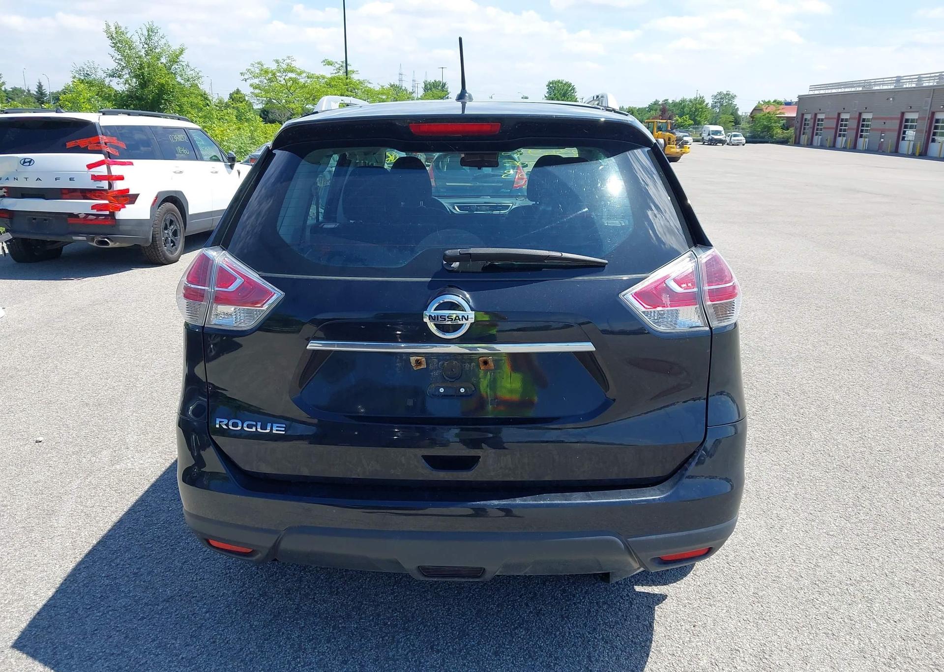 2016 NISSAN ROGUE S
