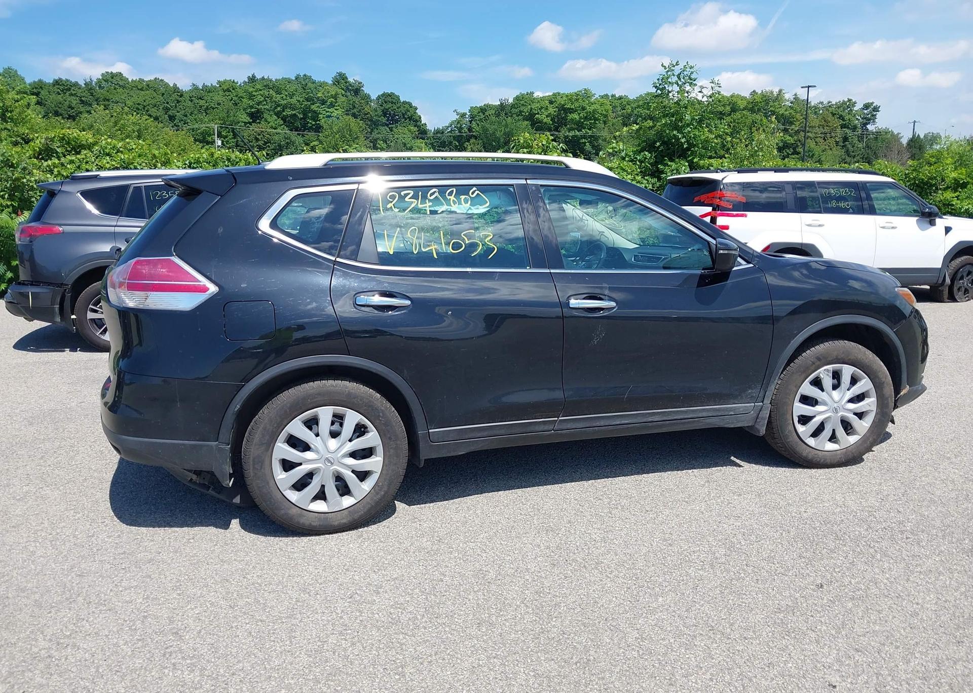 2016 NISSAN ROGUE S