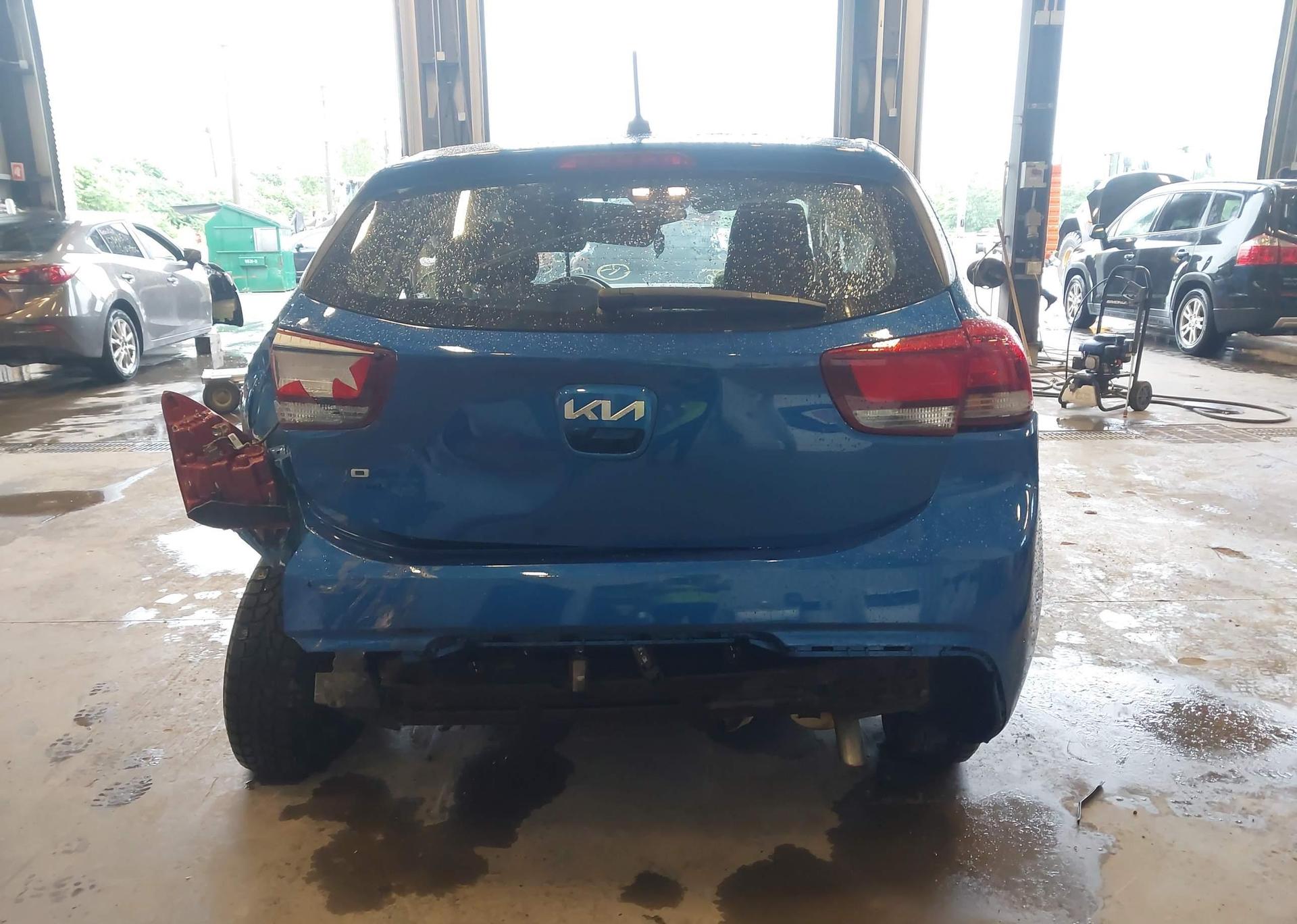 2022 TOYOTA COROLLA