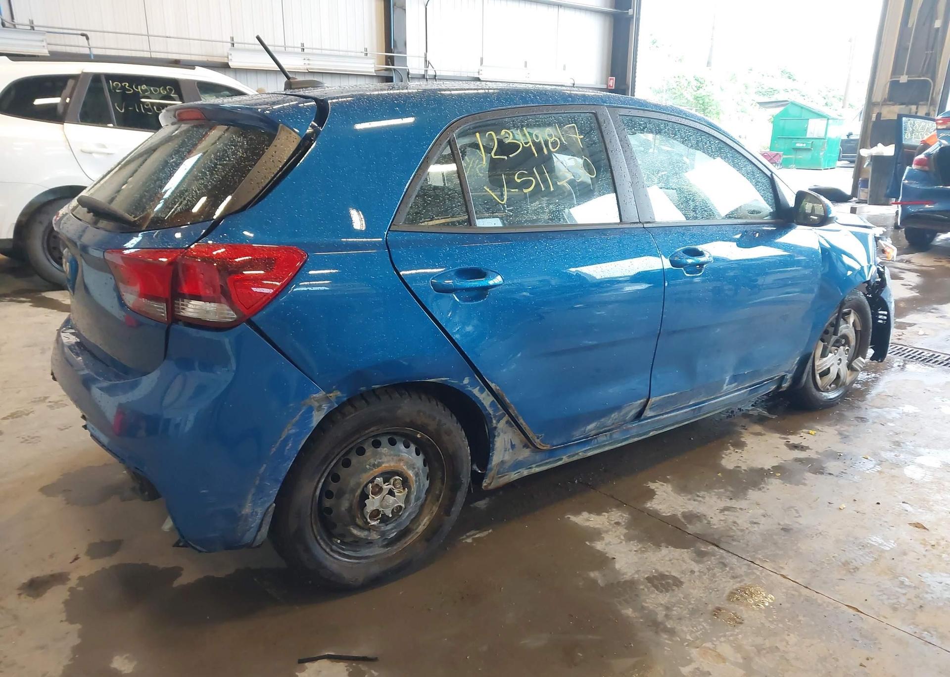2022 TOYOTA COROLLA