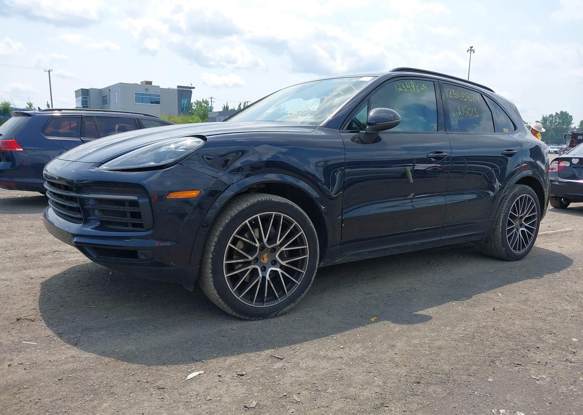 2019 PORSCHE CAYENNE