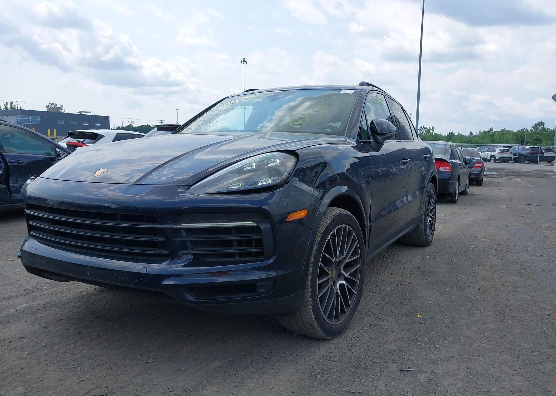 2019 PORSCHE CAYENNE