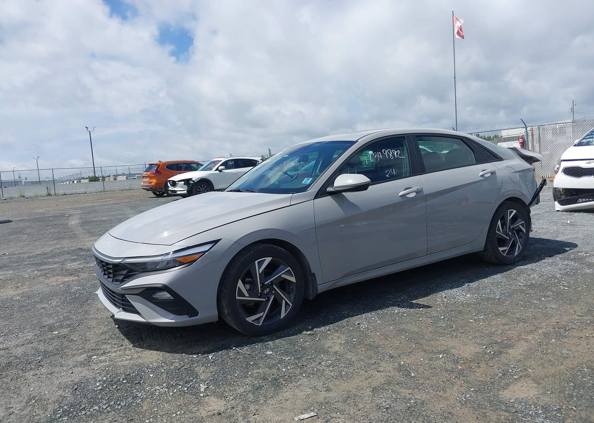 2024 HYUNDAI ELANTRA PREFERRED W