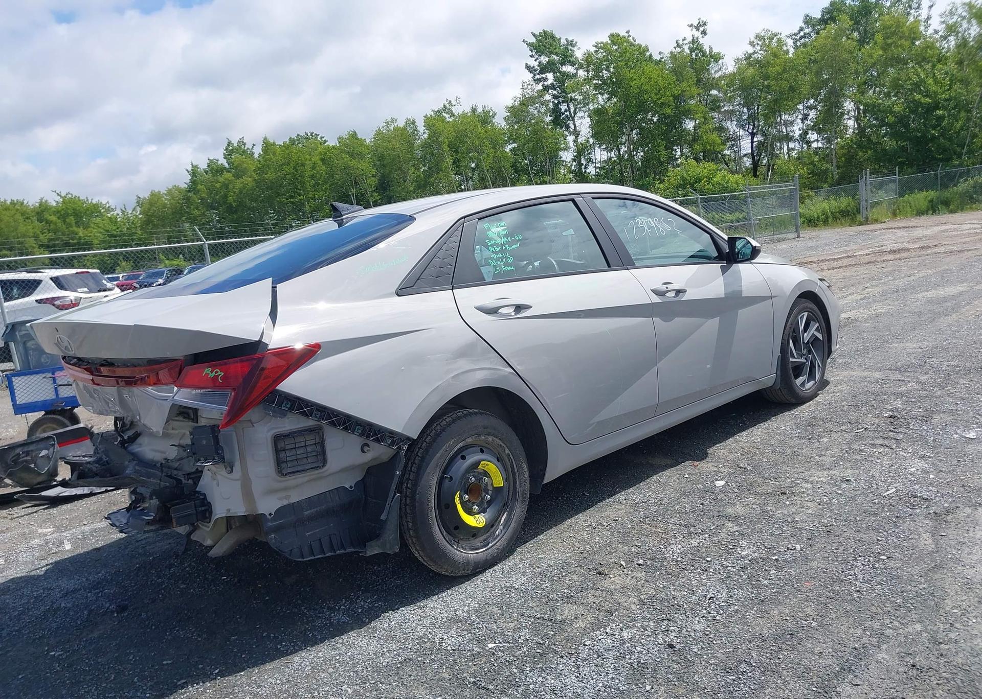 2024 HYUNDAI ELANTRA PREFERRED W