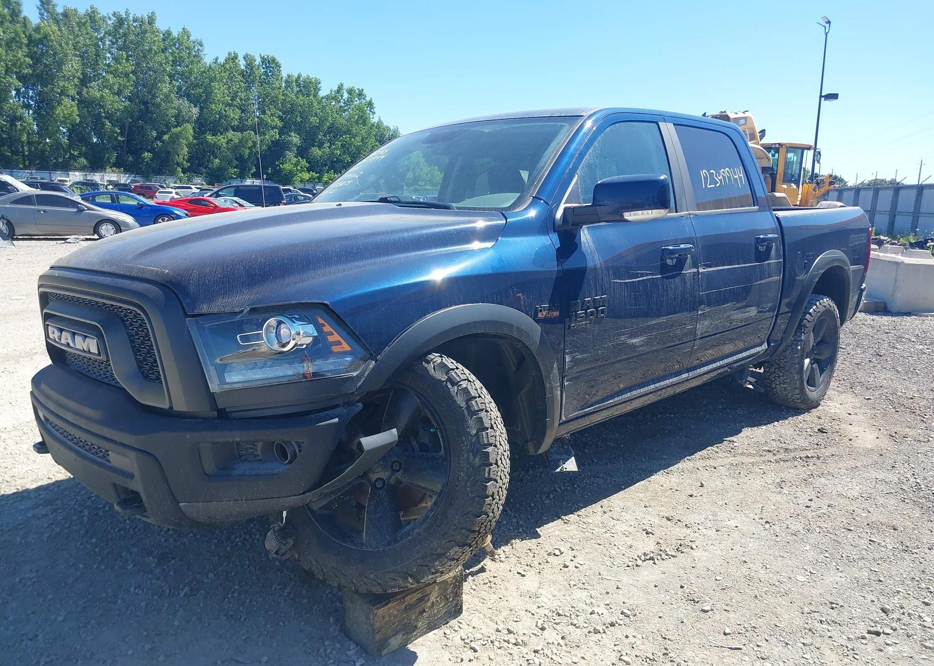 2019 RAM 1500 CLASSIC SLT