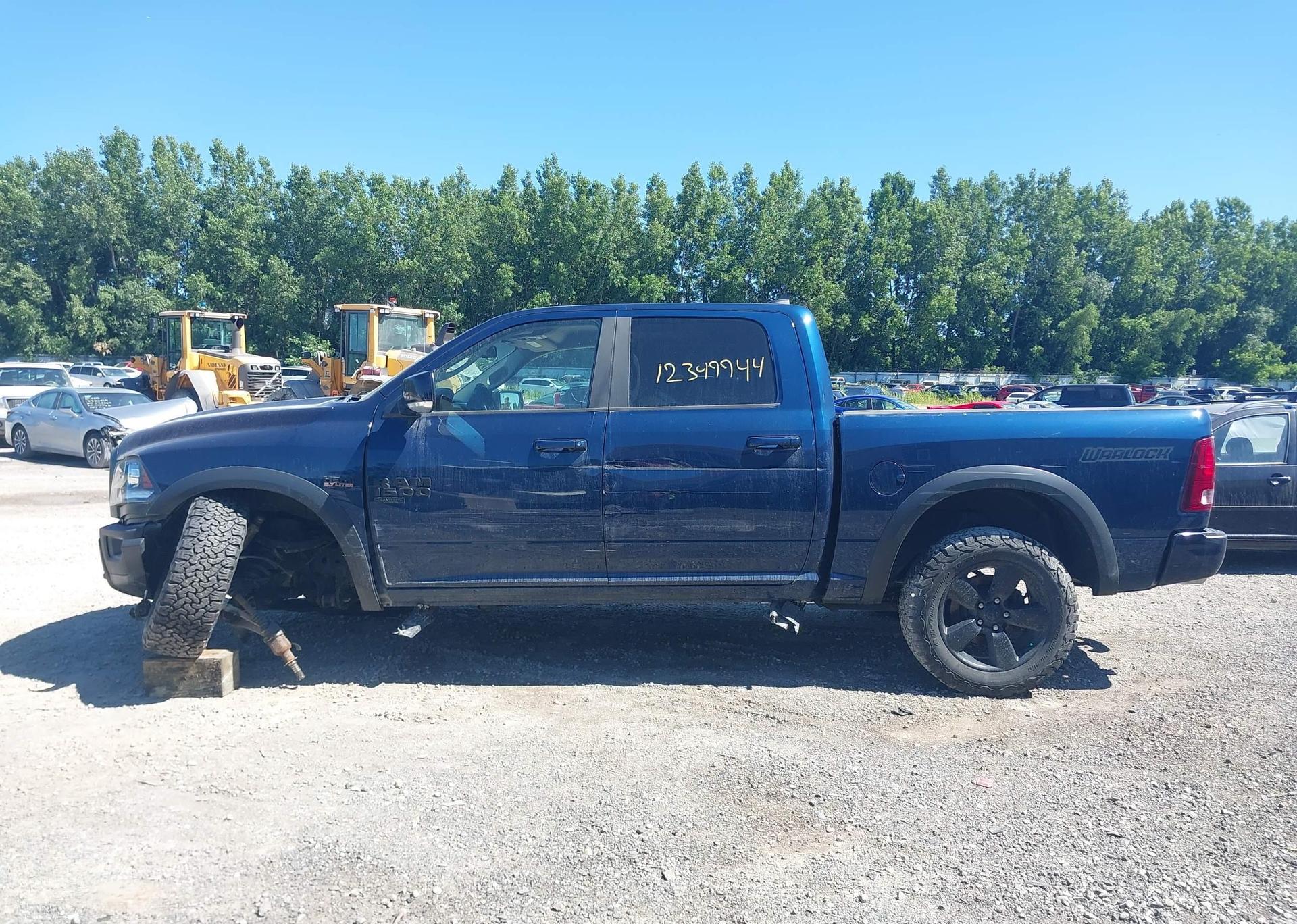 2019 RAM 1500 CLASSIC SLT