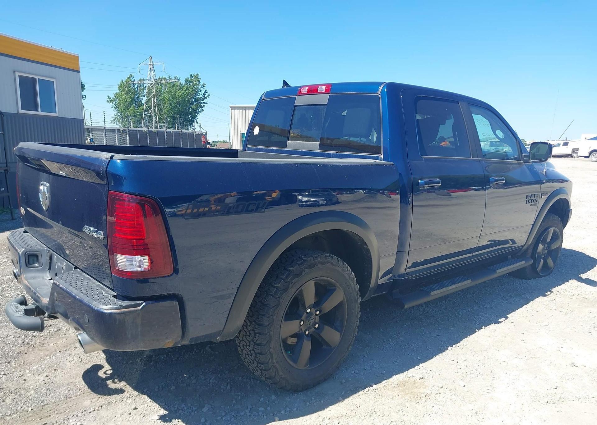2019 RAM 1500 CLASSIC SLT