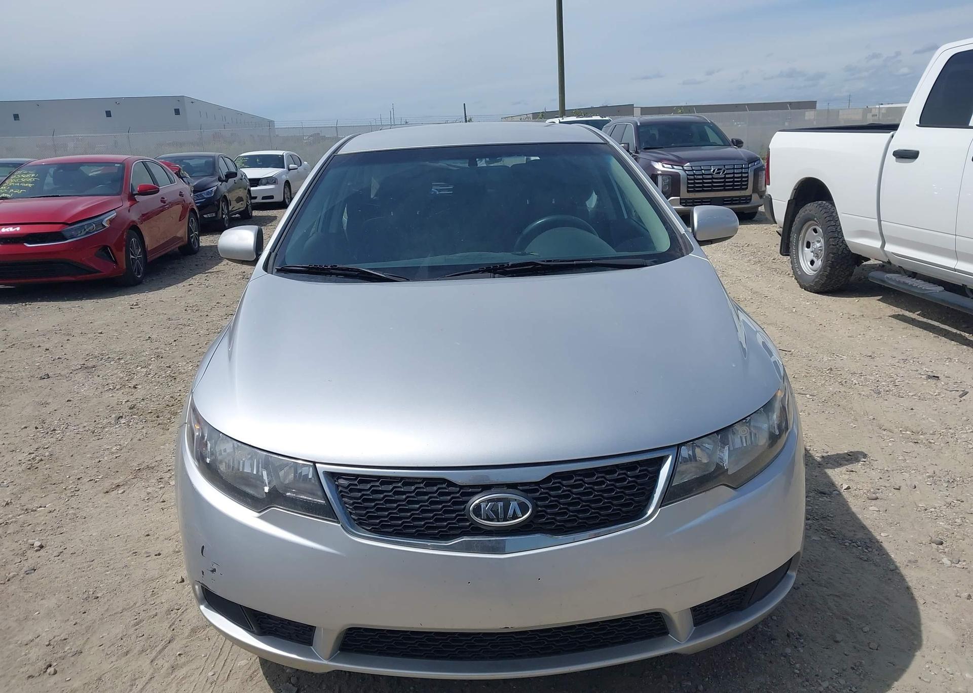 2011 KIA FORTE 5-DOOR