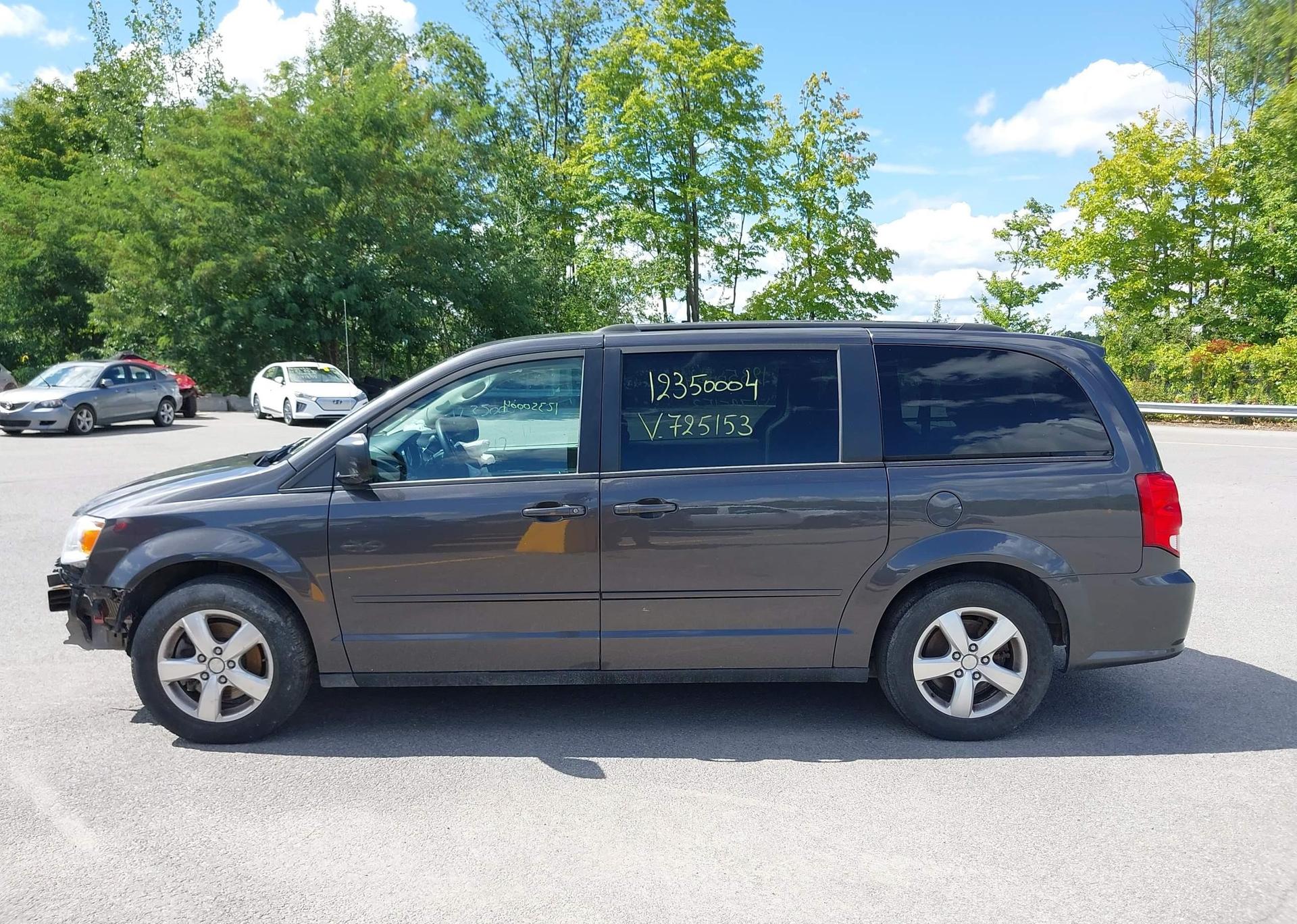 2017 DODGE GRAND CARAVAN SE