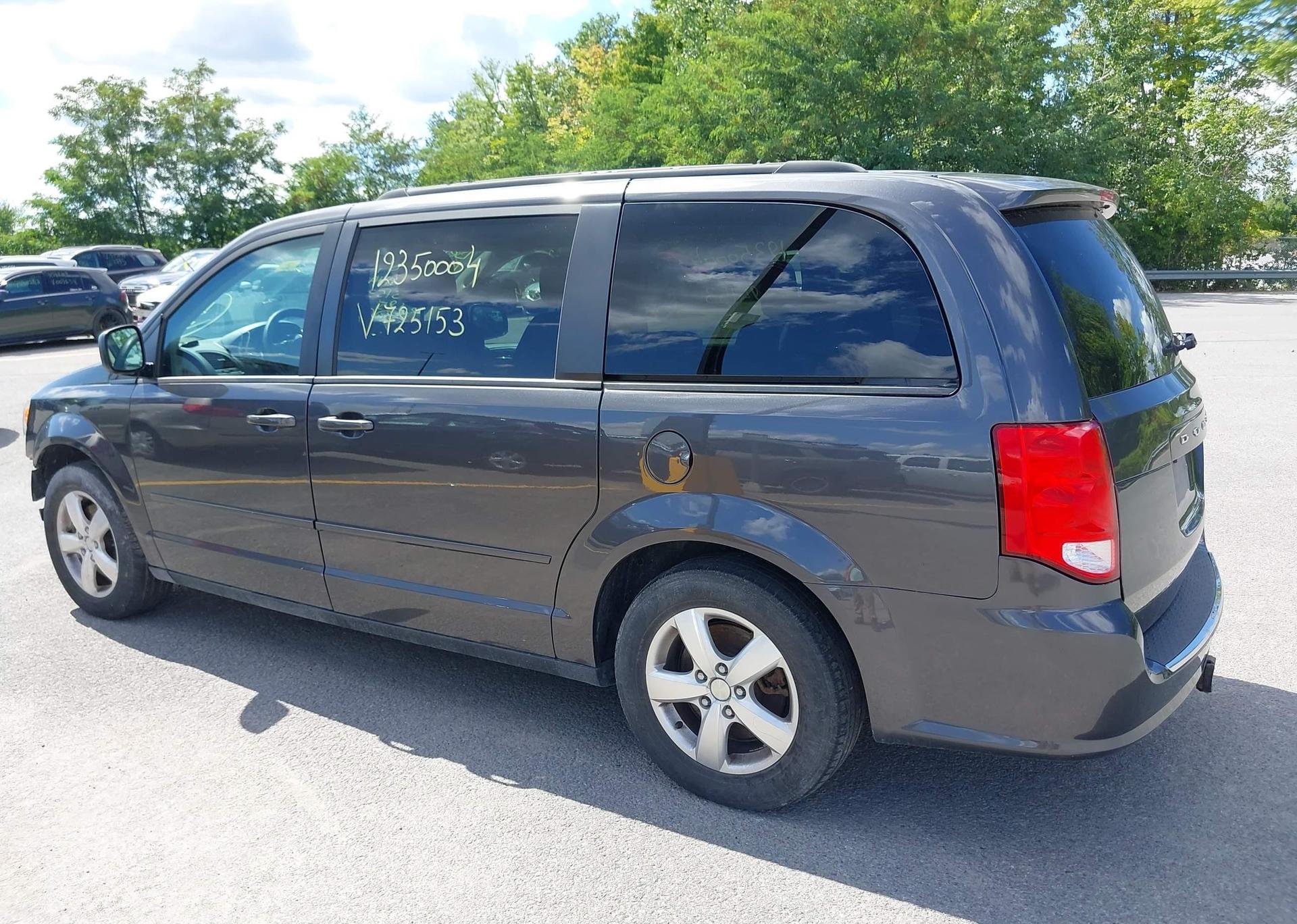 2017 DODGE GRAND CARAVAN SE