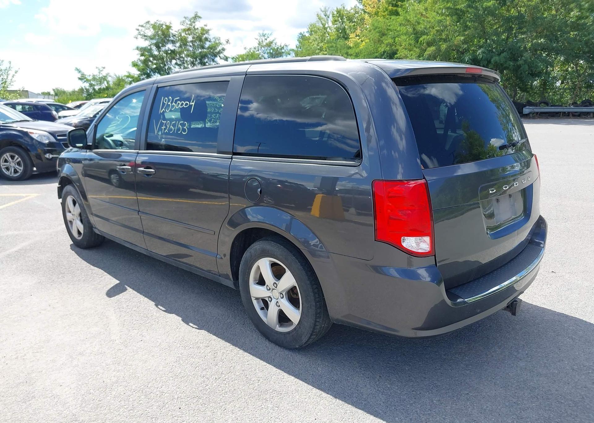 2017 DODGE GRAND CARAVAN SE