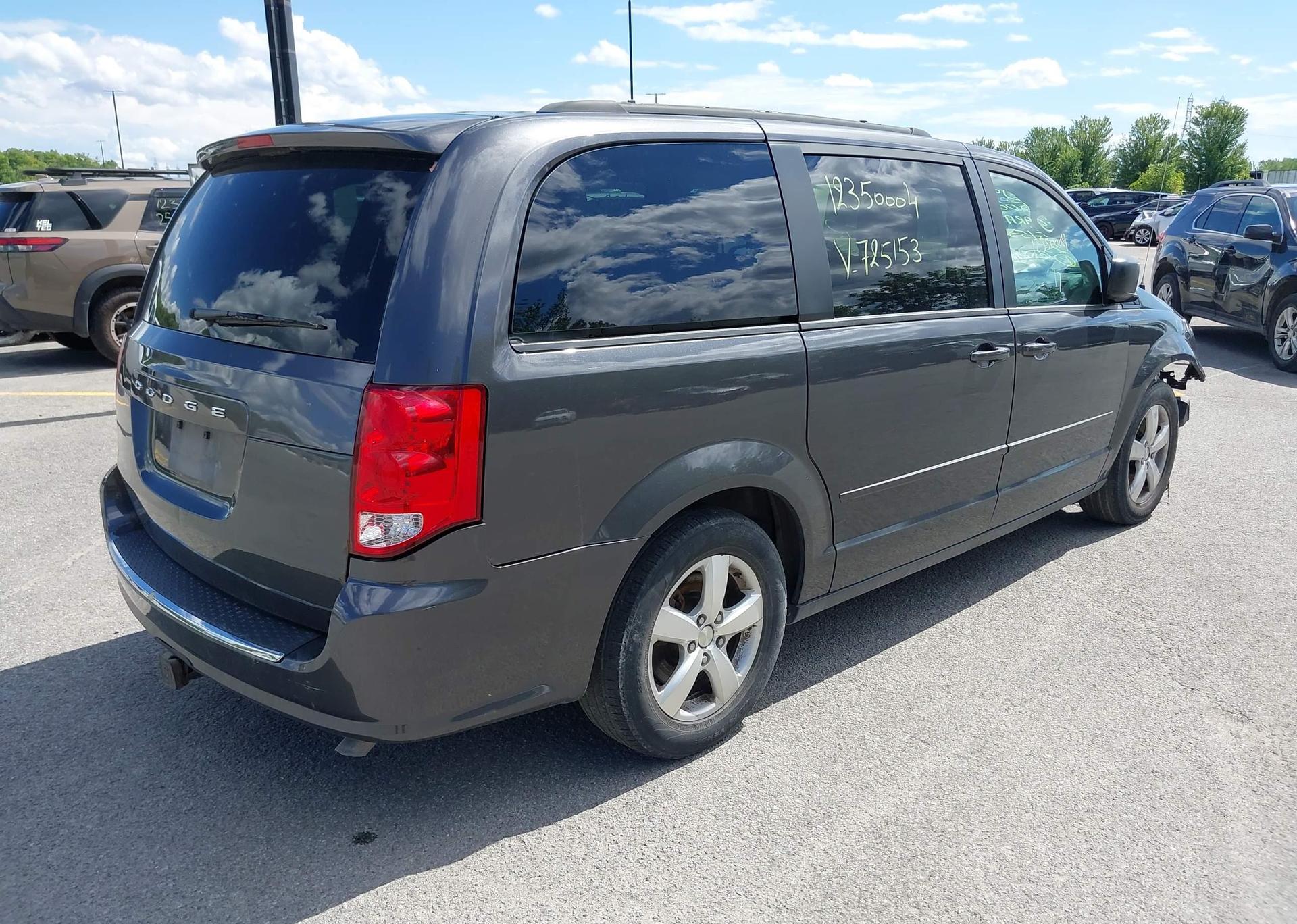 2017 DODGE GRAND CARAVAN SE