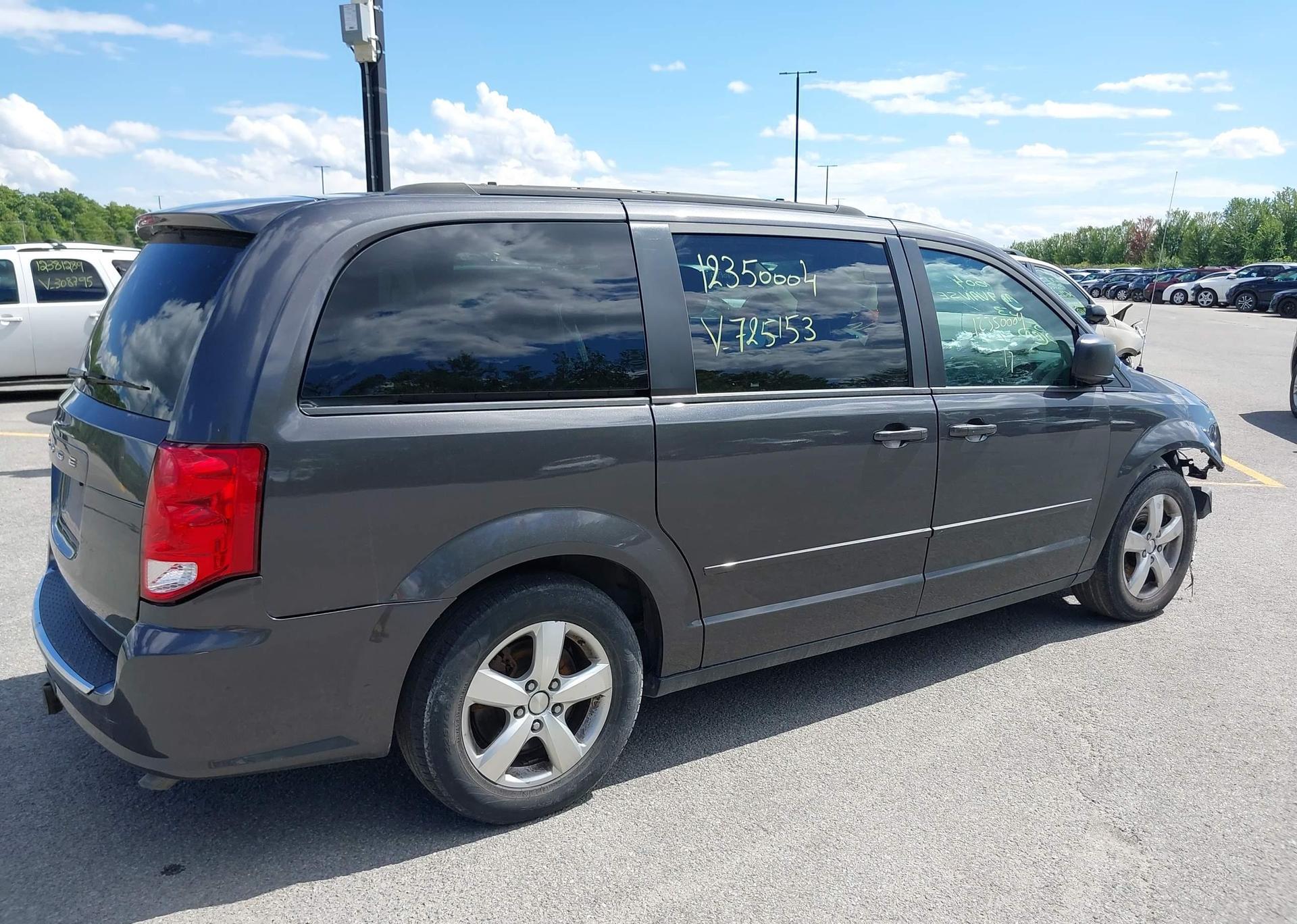 2017 DODGE GRAND CARAVAN SE