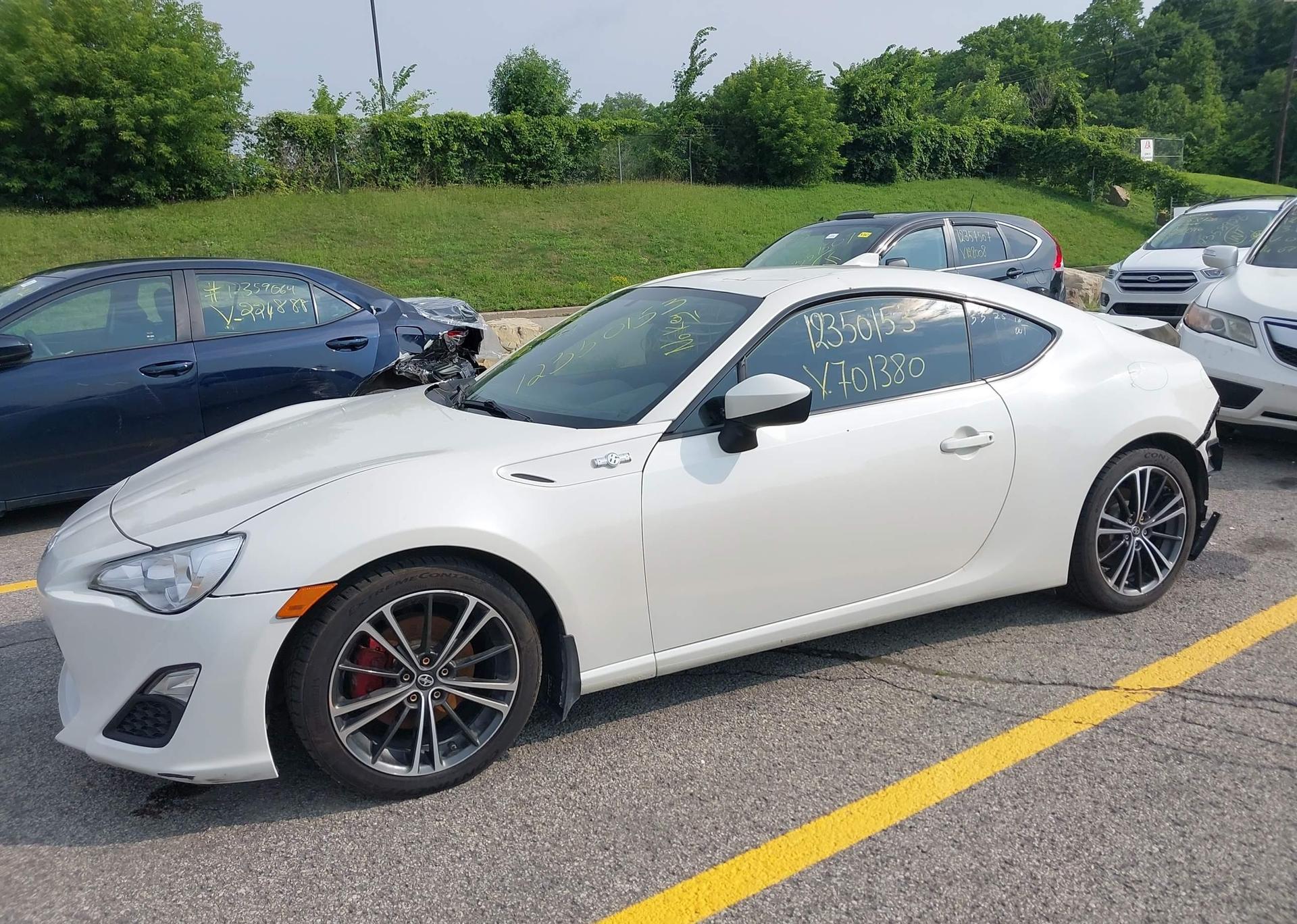 2016 TOYOTA SCION FR-S