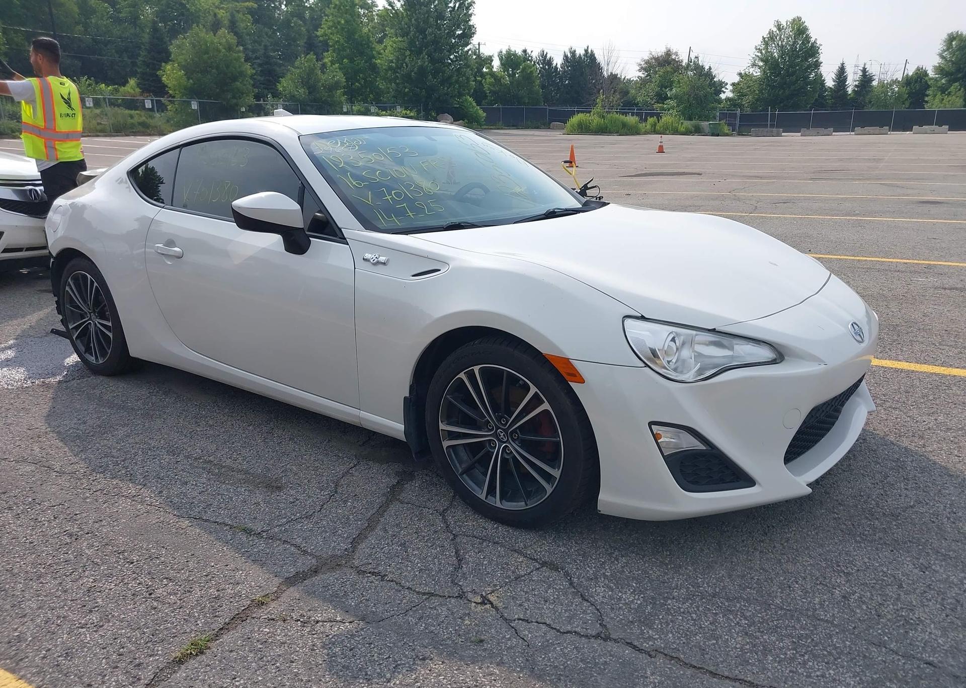 2016 TOYOTA SCION FR-S