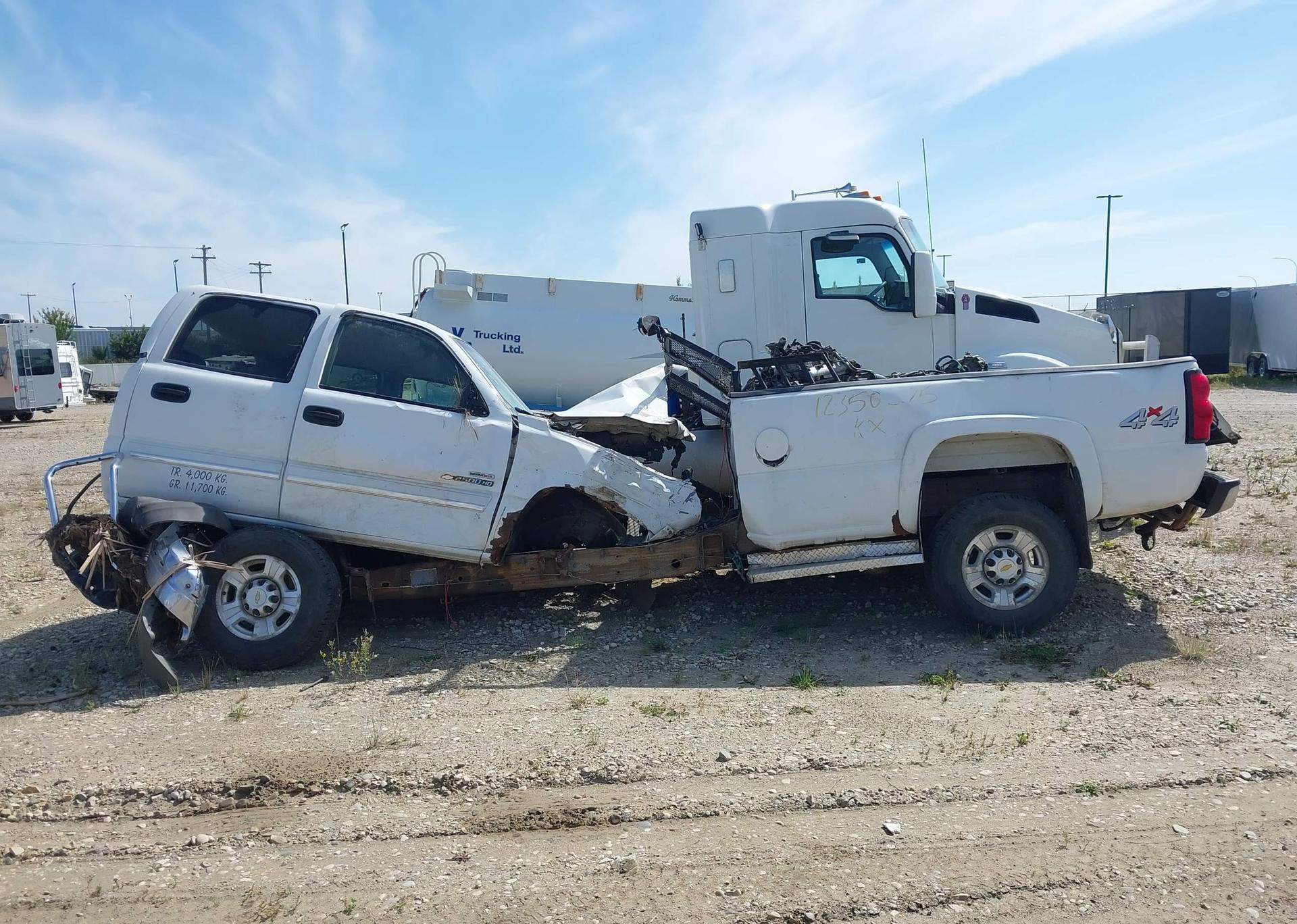 2004 CHEVROLET SILVERADO 2500HD LS