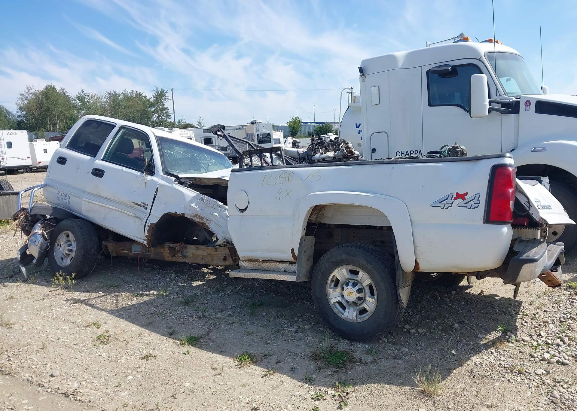2004 CHEVROLET SILVERADO 2500HD LS