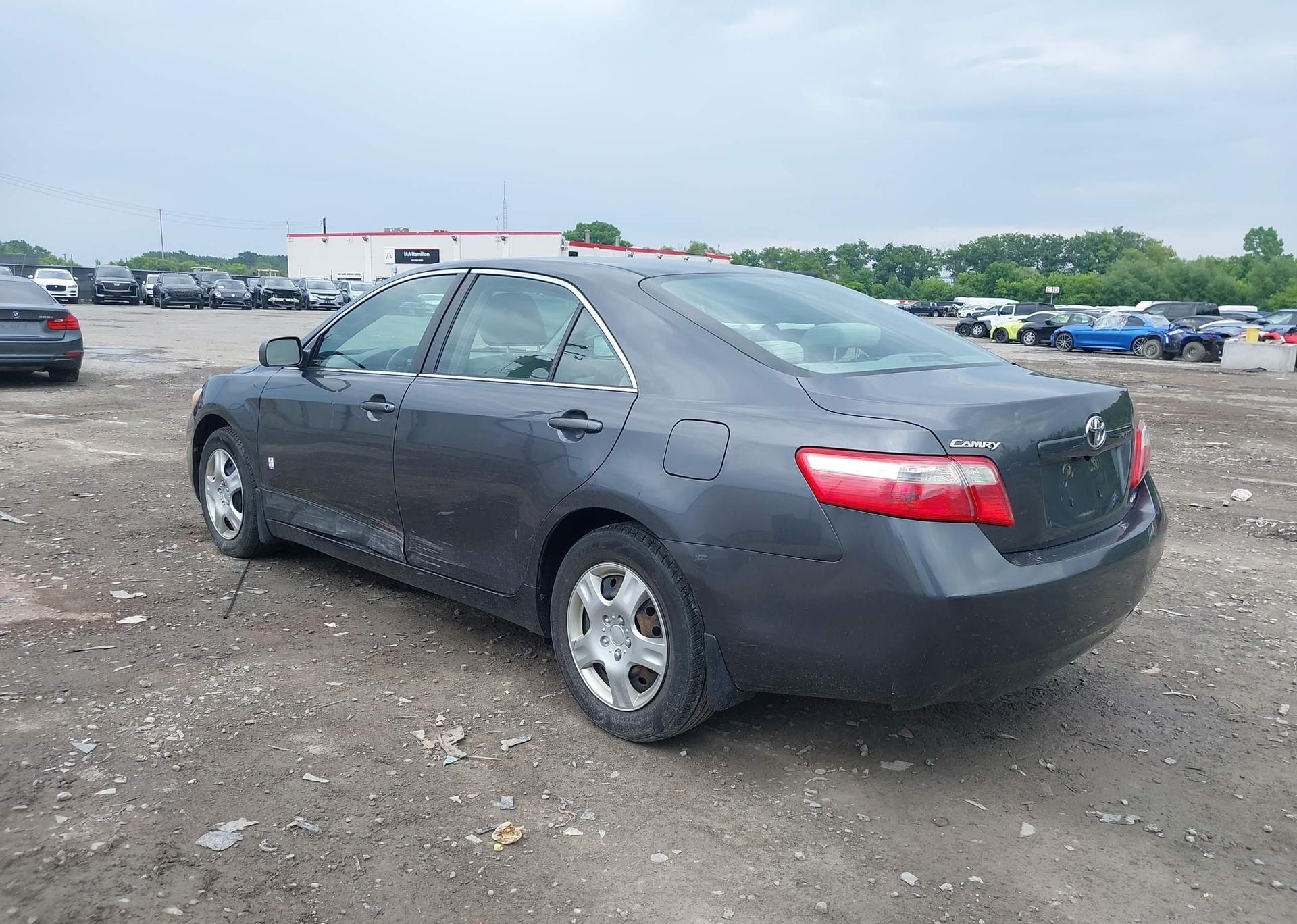 2009 TOYOTA CAMRY SE
